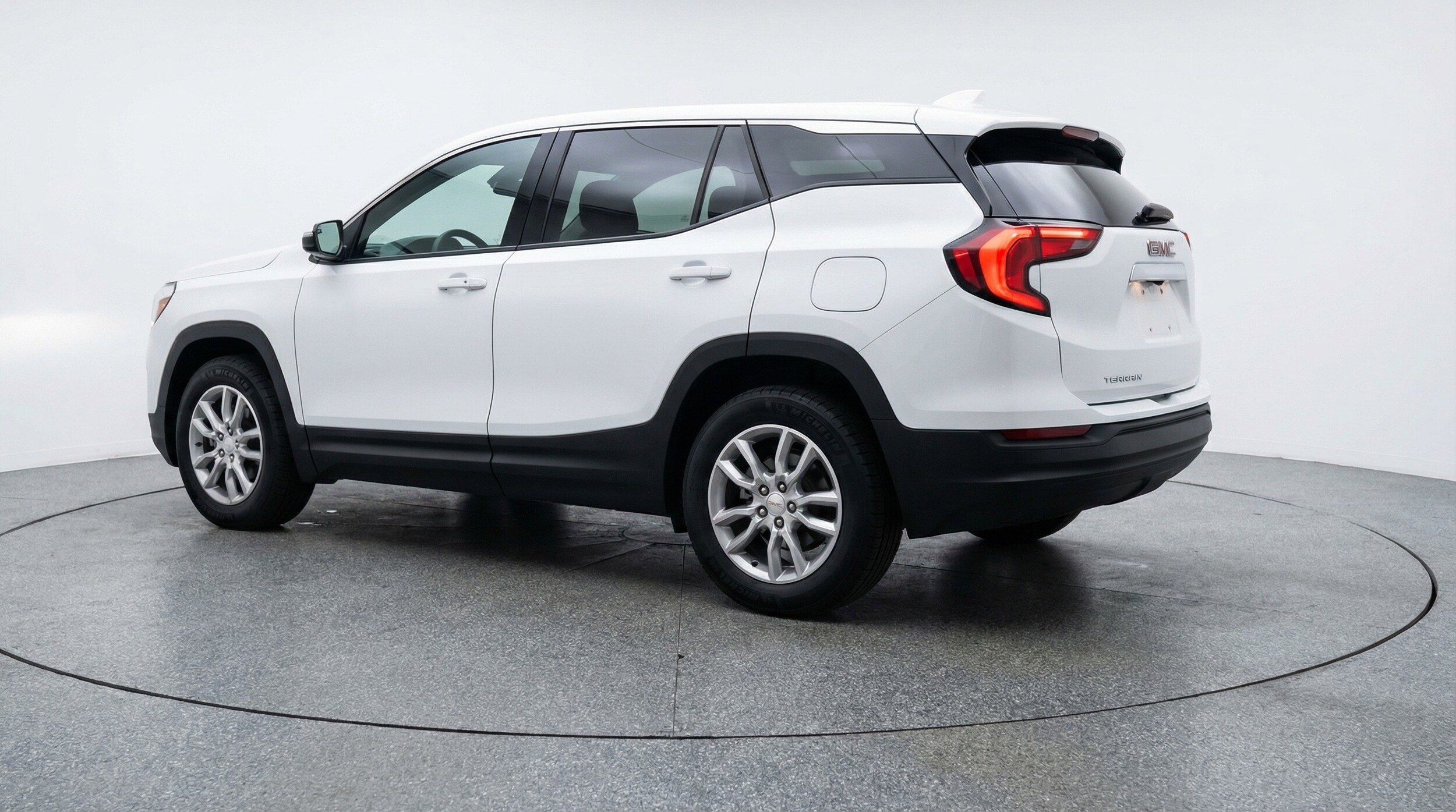 Thumbnail: 2024 GMC Terrain - 6