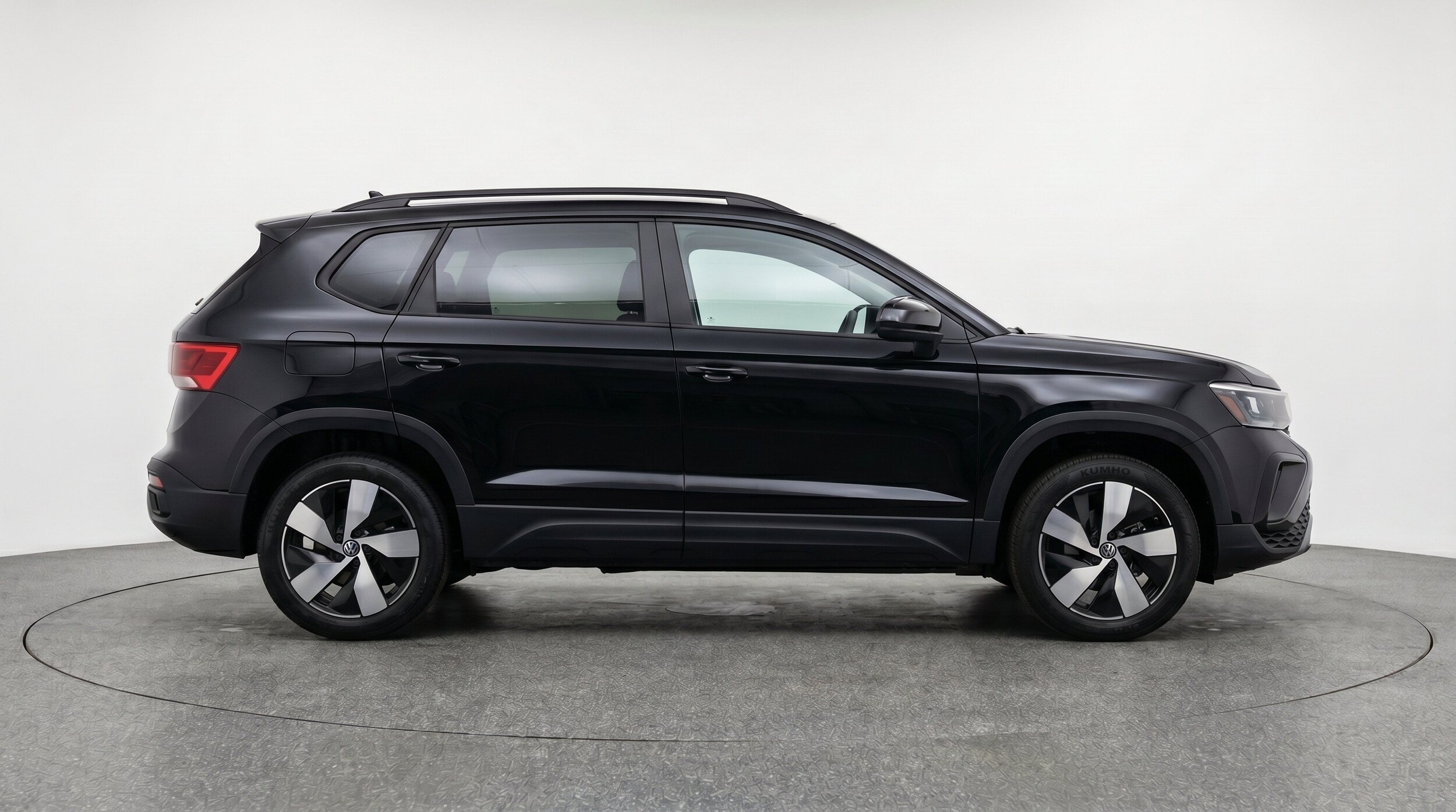 Thumbnail: 2026 Volkswagen Taos - 11