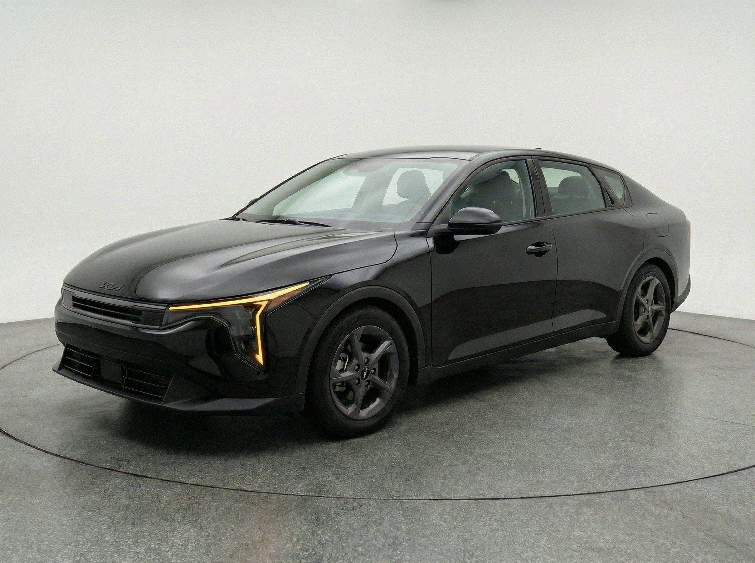 Thumbnail: 2025 Kia K4 - 3