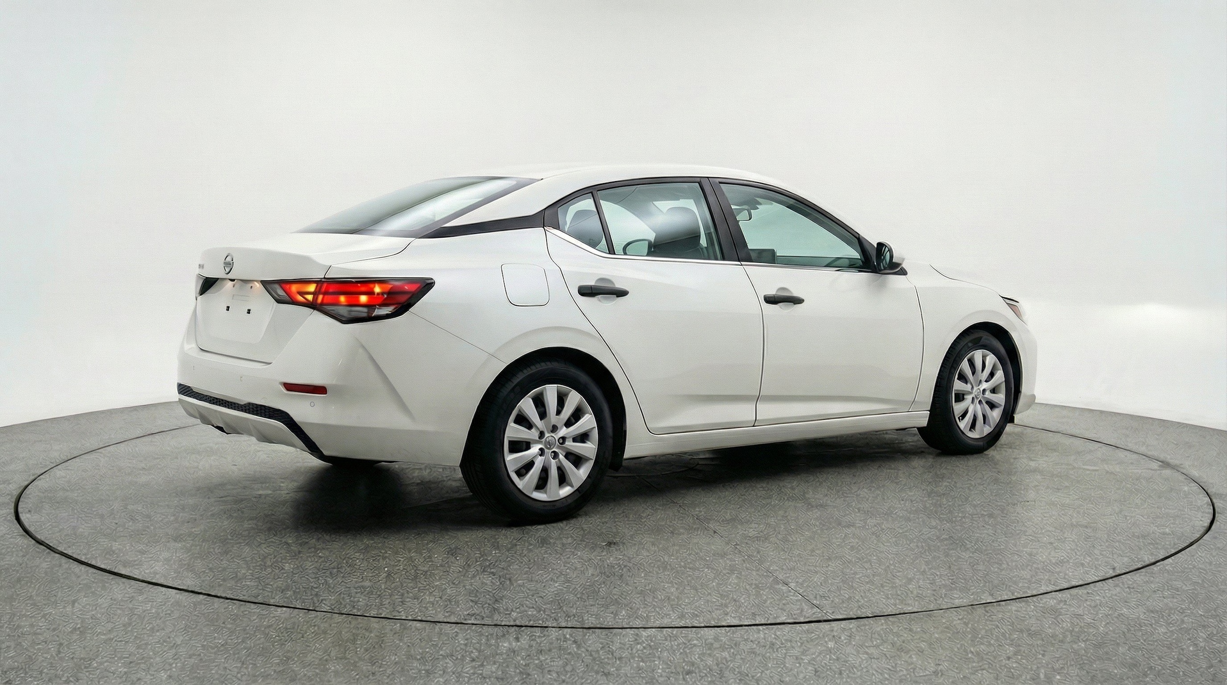 Thumbnail: 2025 Nissan Sentra - 9