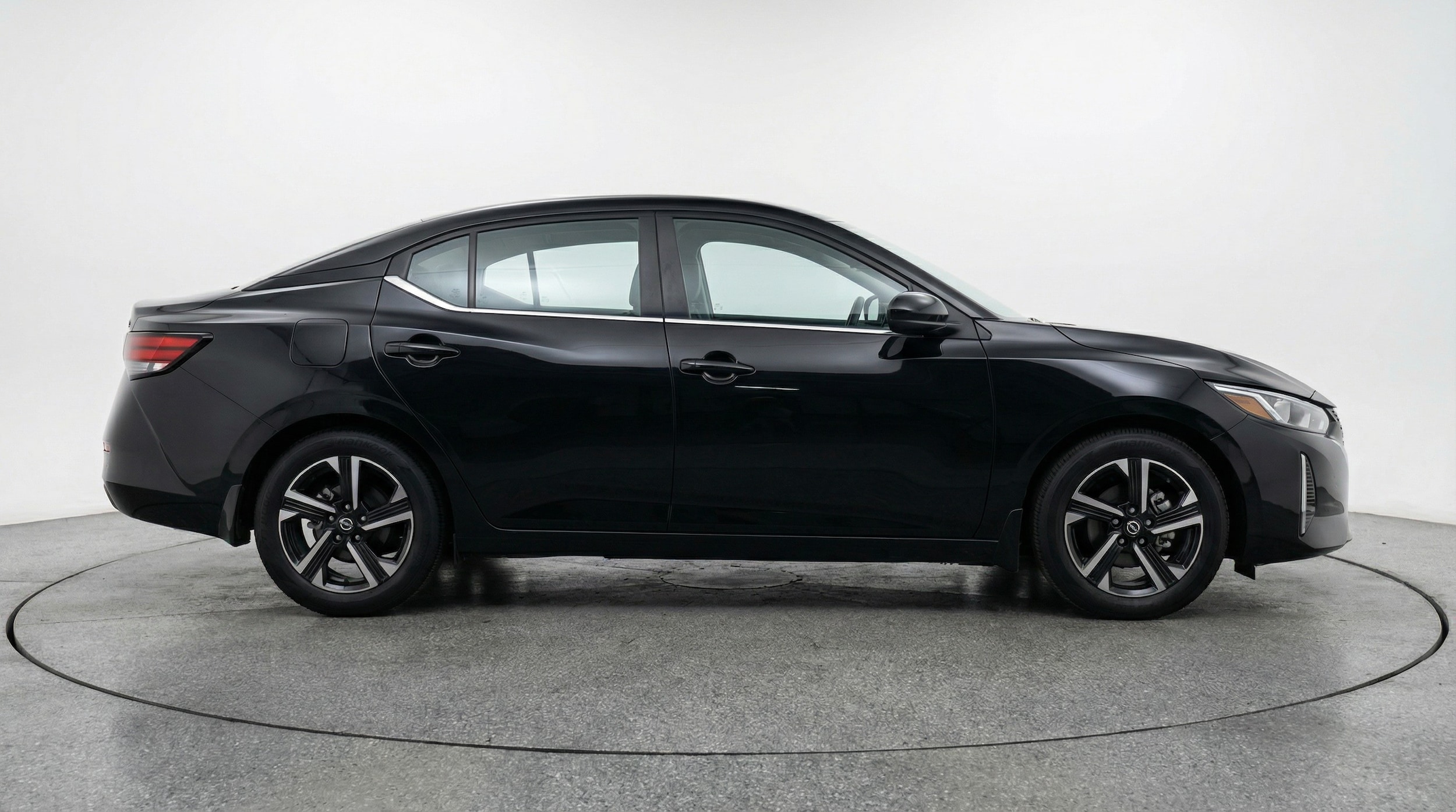 Thumbnail: 2025 Nissan Sentra - 8