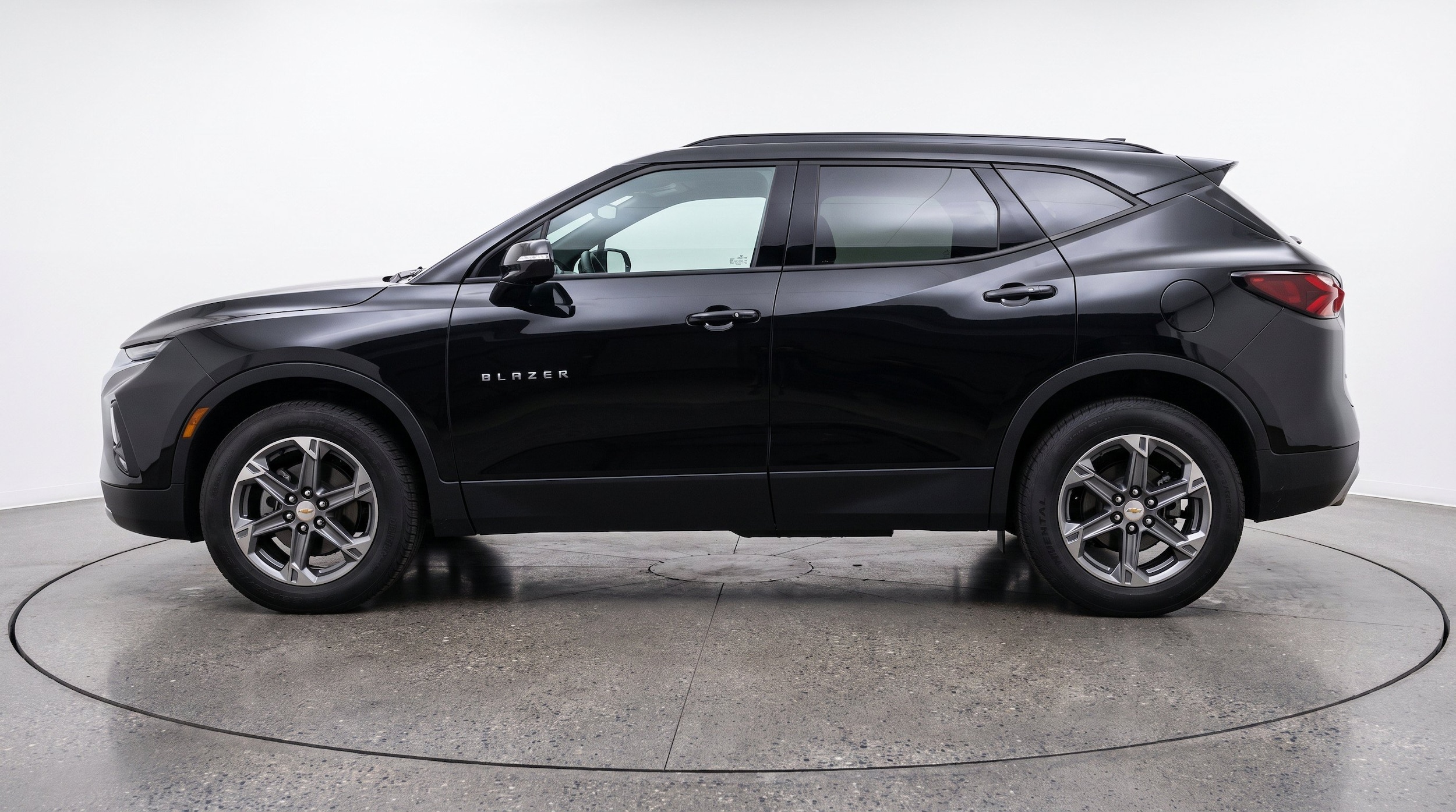 Thumbnail: 2025 Chevrolet Blazer - 5
