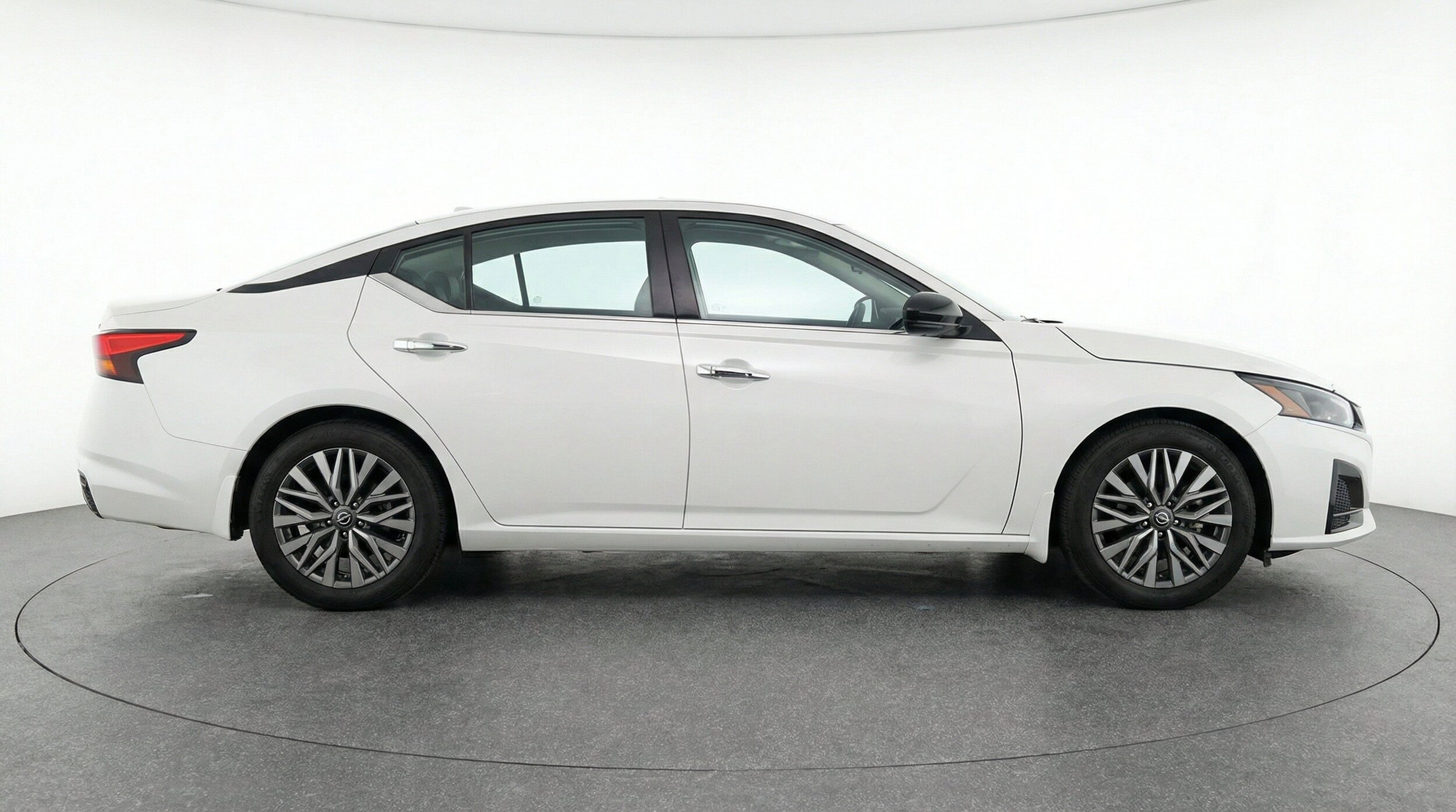 Thumbnail: 2025 Nissan Altima - 11