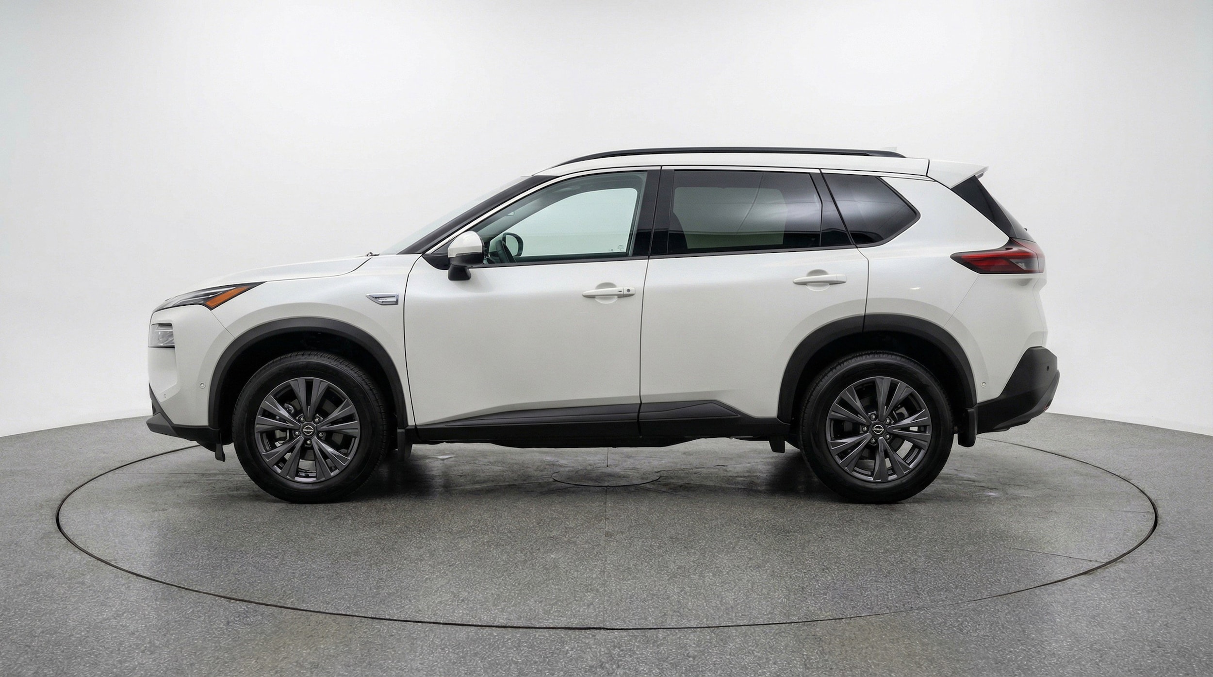 Thumbnail: 2025 Nissan Rogue - 5