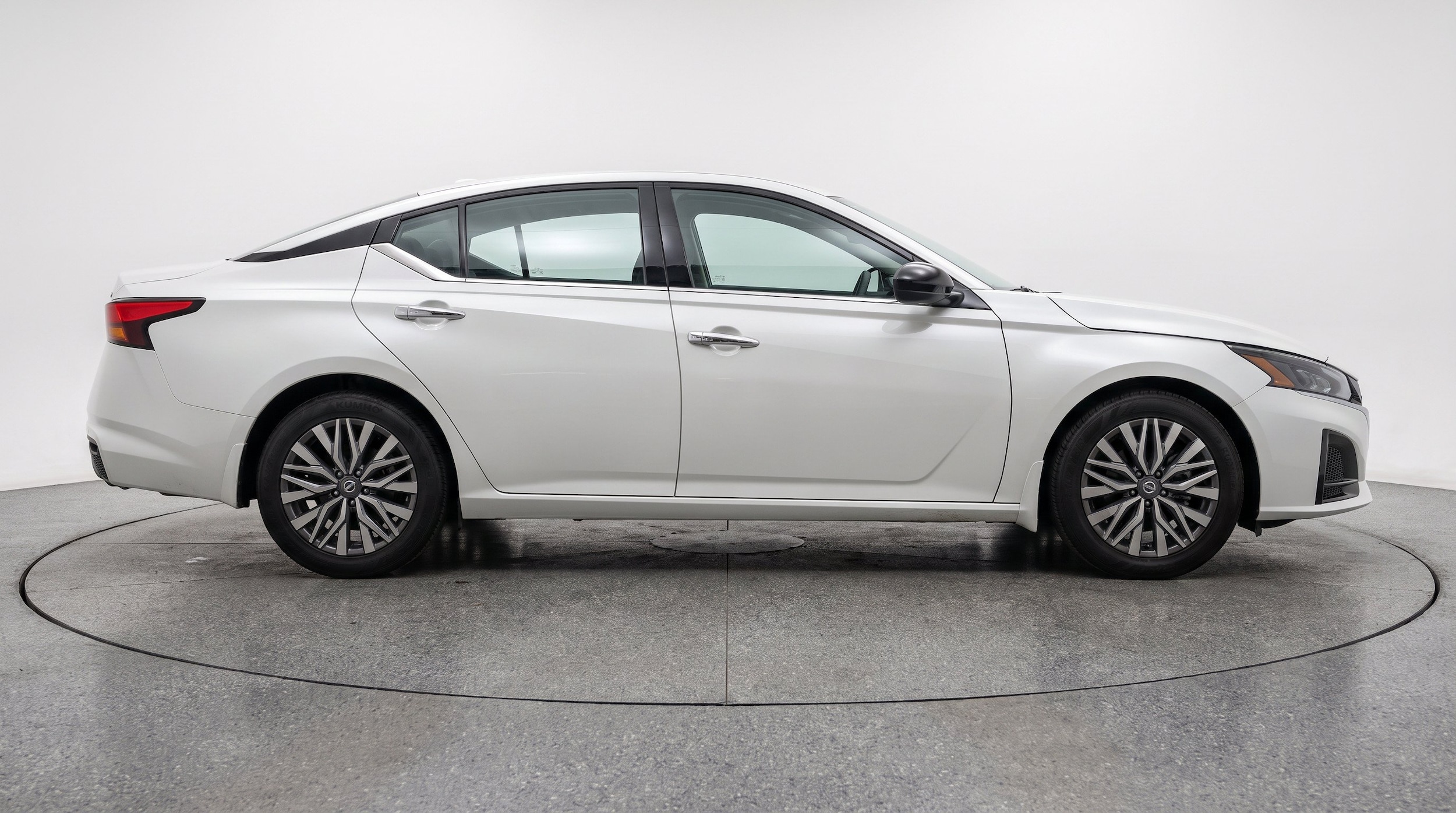 Thumbnail: 2025 Nissan Altima - 11