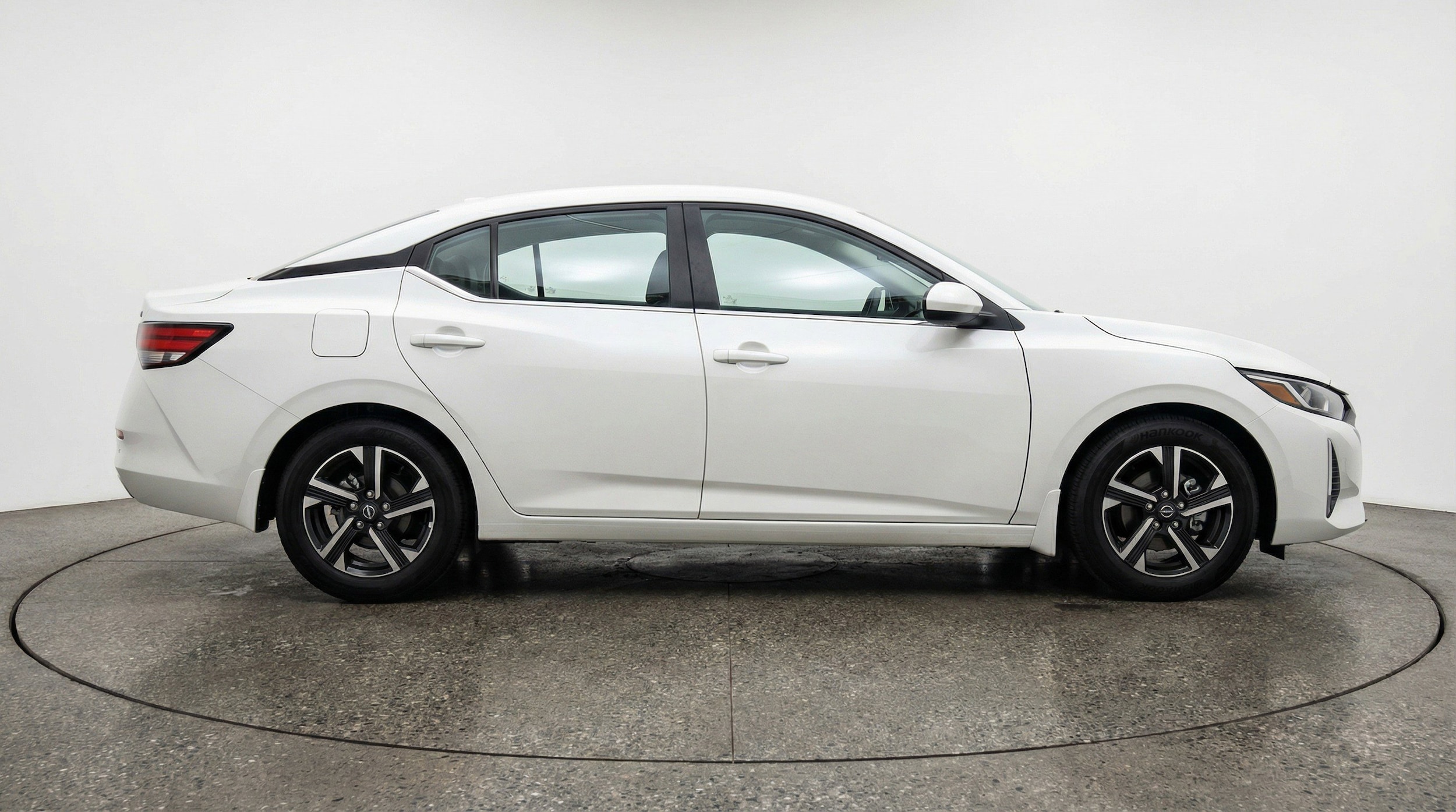 Thumbnail: 2025 Nissan Sentra - 11