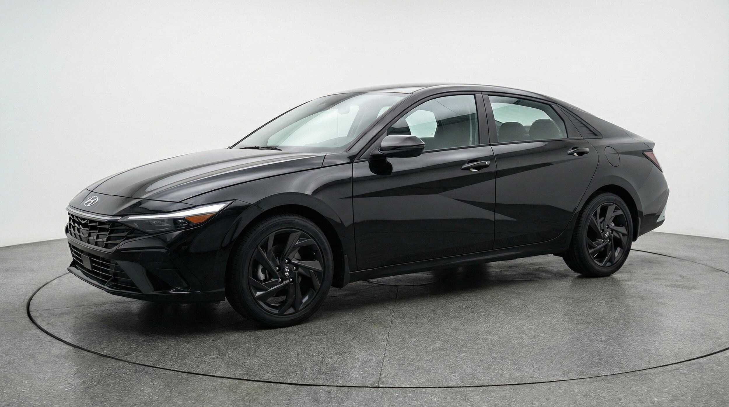 Thumbnail: 2026 Hyundai Elantra - 3
