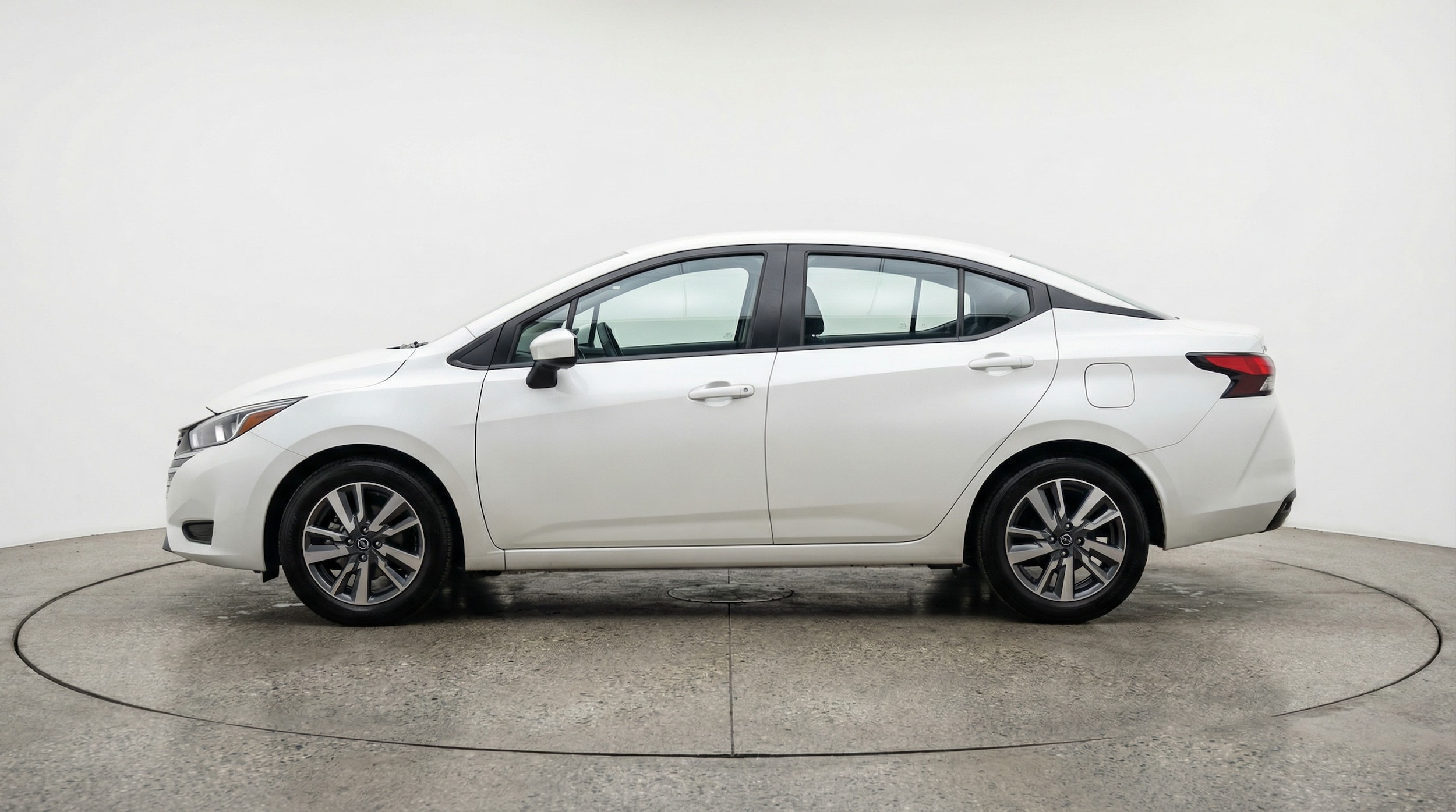 Thumbnail: 2025 Nissan Versa - 4