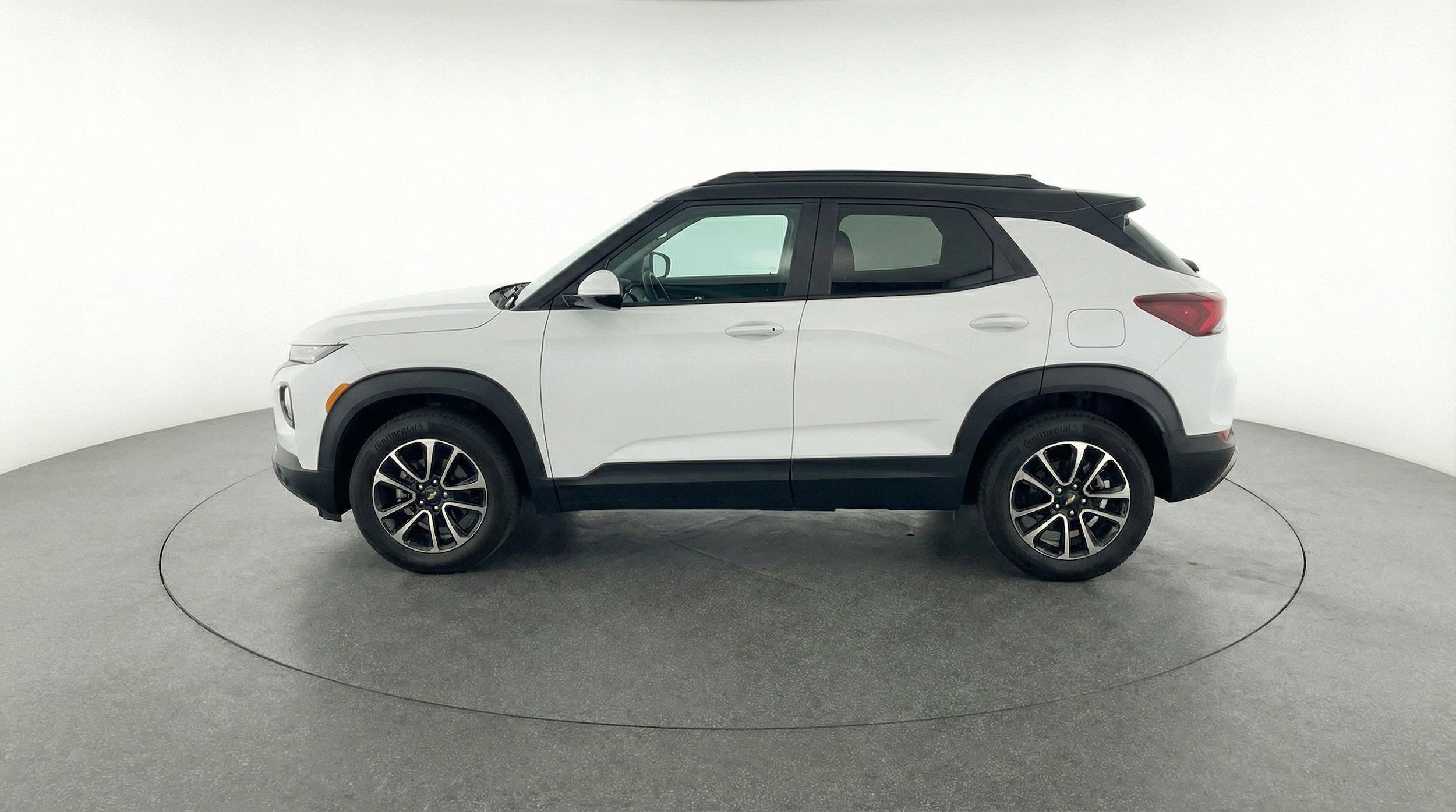 Thumbnail: 2025 Chevrolet TrailBlazer - 5