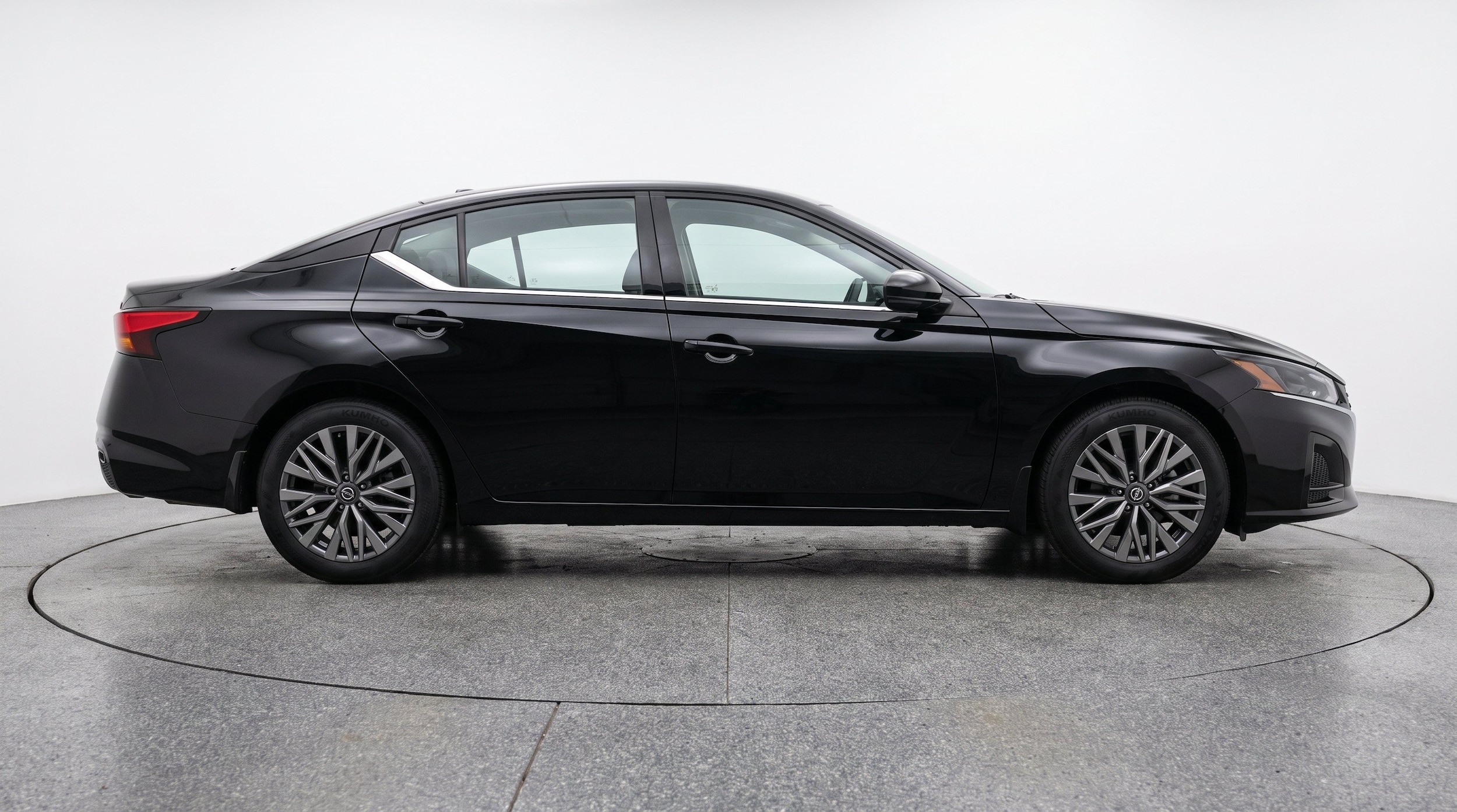 Thumbnail: 2025 Nissan Altima - 11