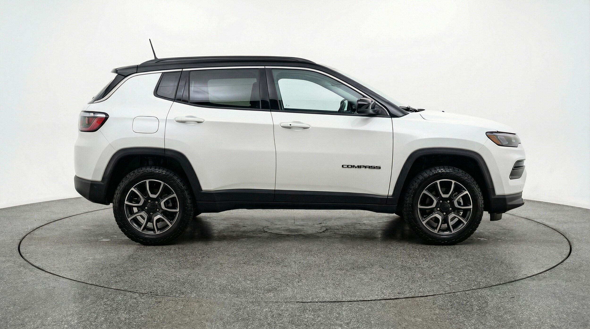 Thumbnail: 2025 Jeep Compass - 8