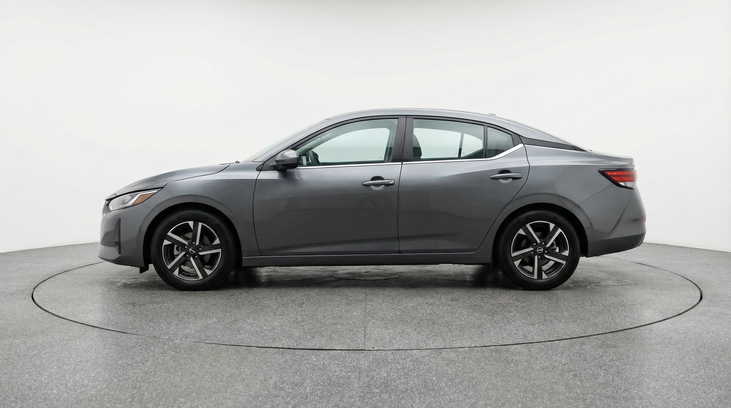 Thumbnail: 2025 Nissan Sentra - 5