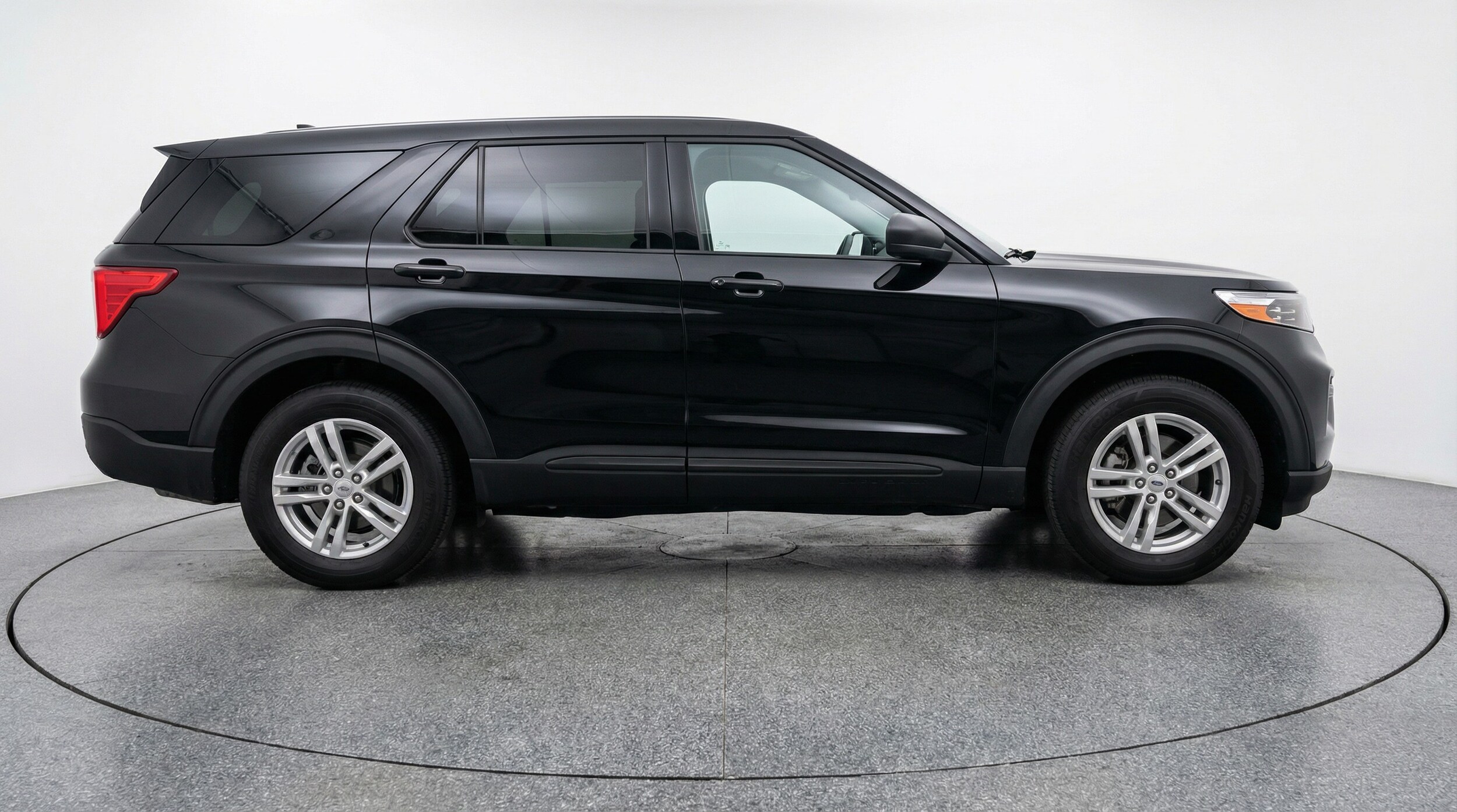 Thumbnail: 2024 Ford Explorer - 8