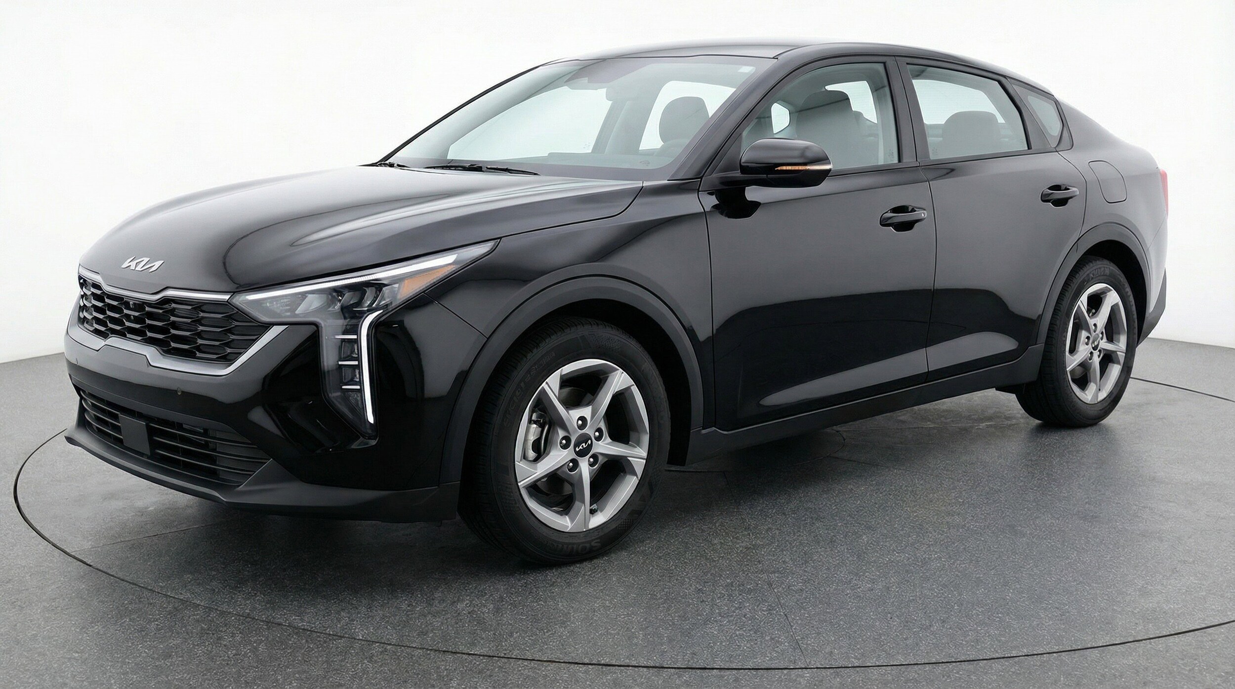 Thumbnail: 2025 Kia K4 - 3