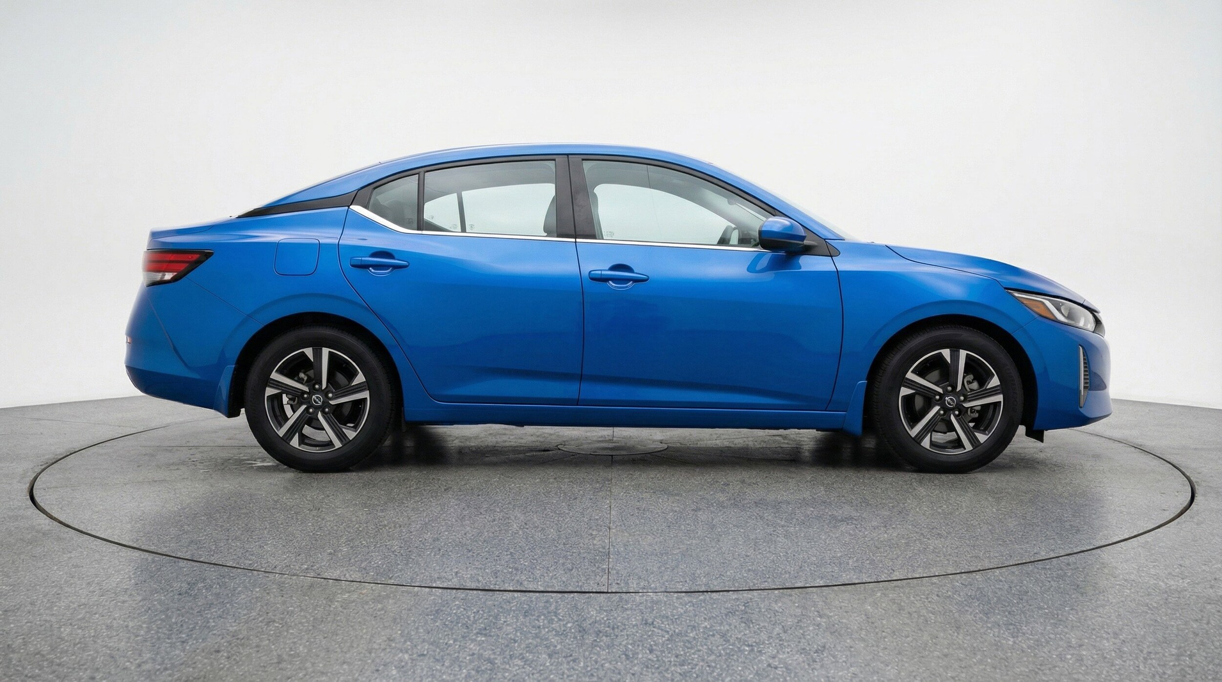 Thumbnail: 2025 Nissan Sentra - 11