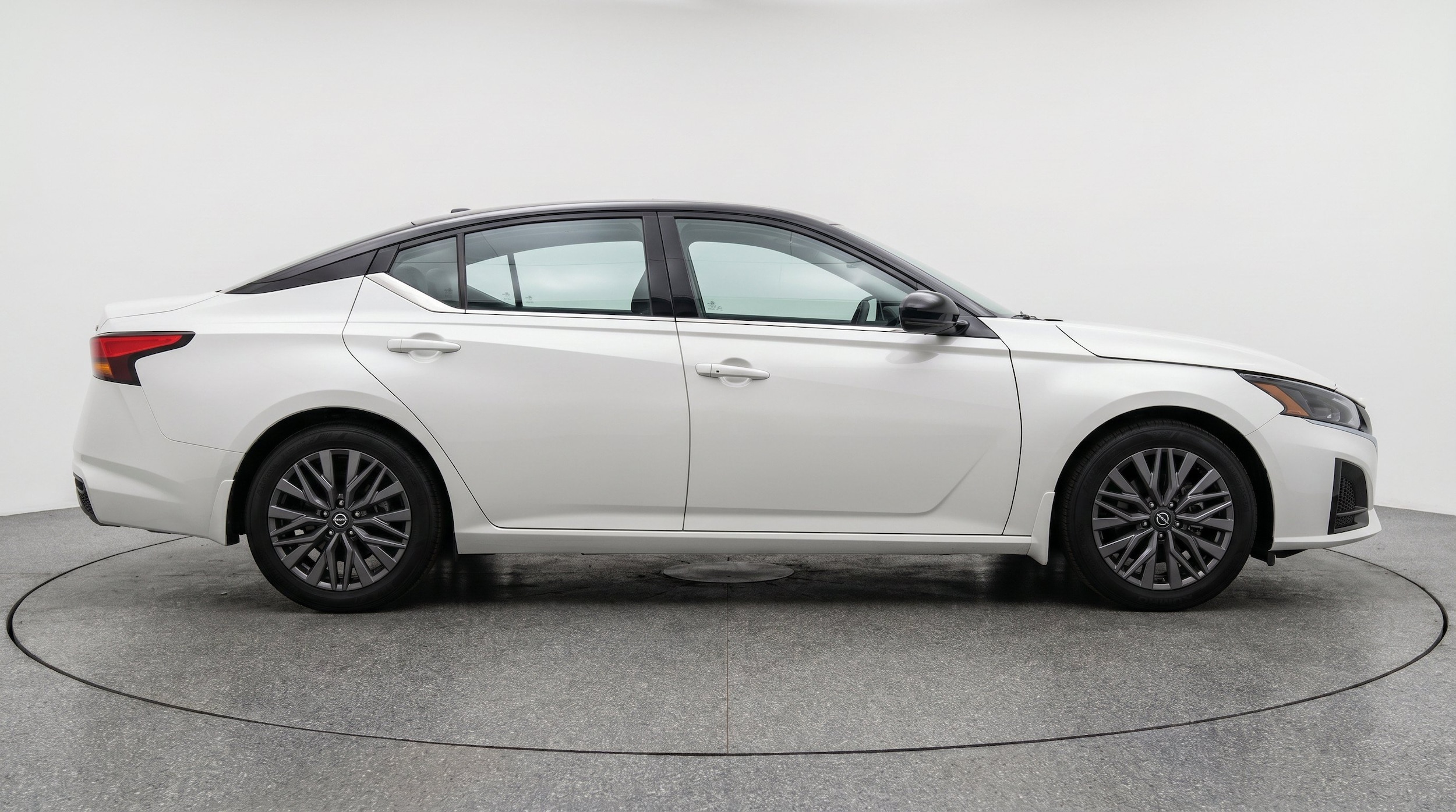 Thumbnail: 2026 Nissan Altima - 10