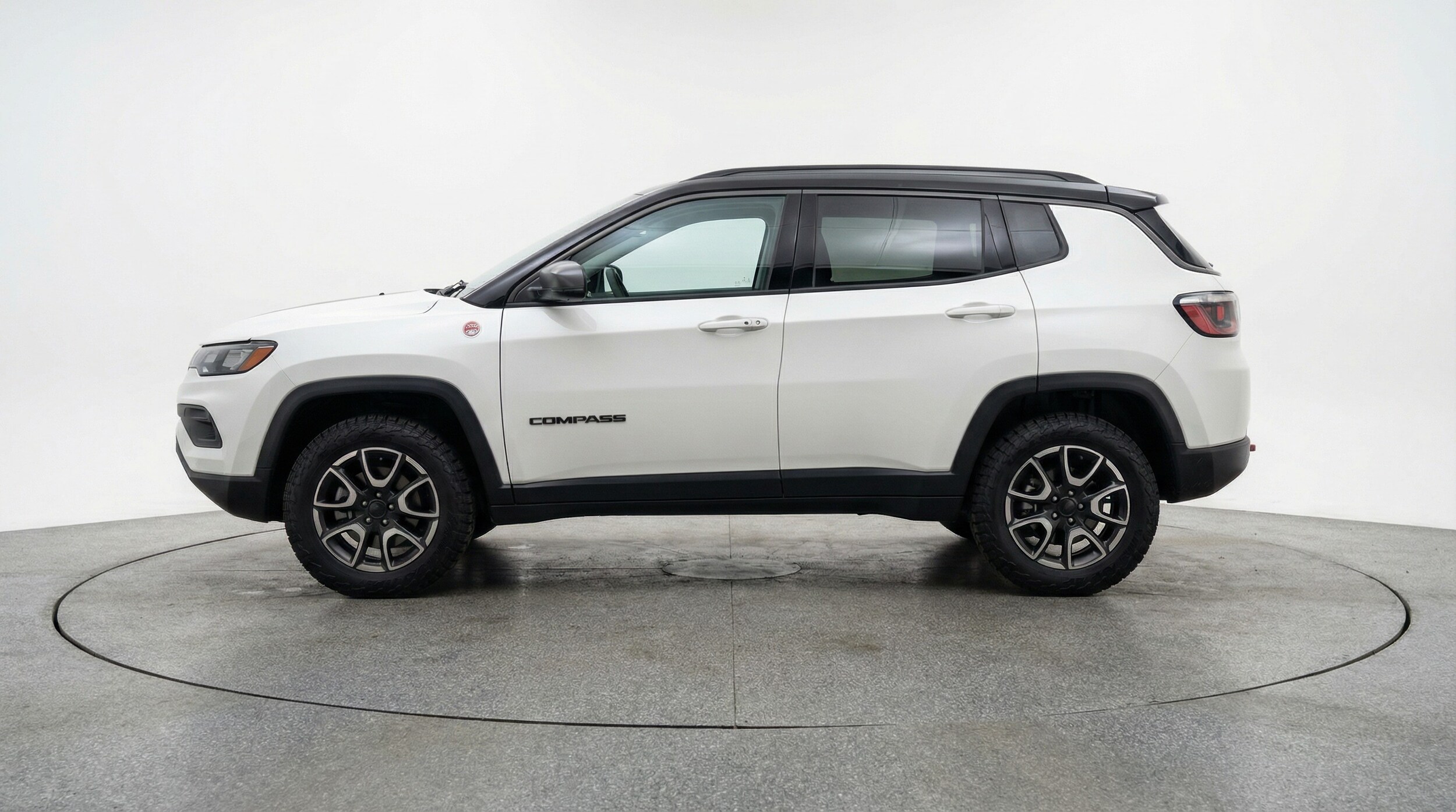 Thumbnail: 2025 Jeep Compass - 4