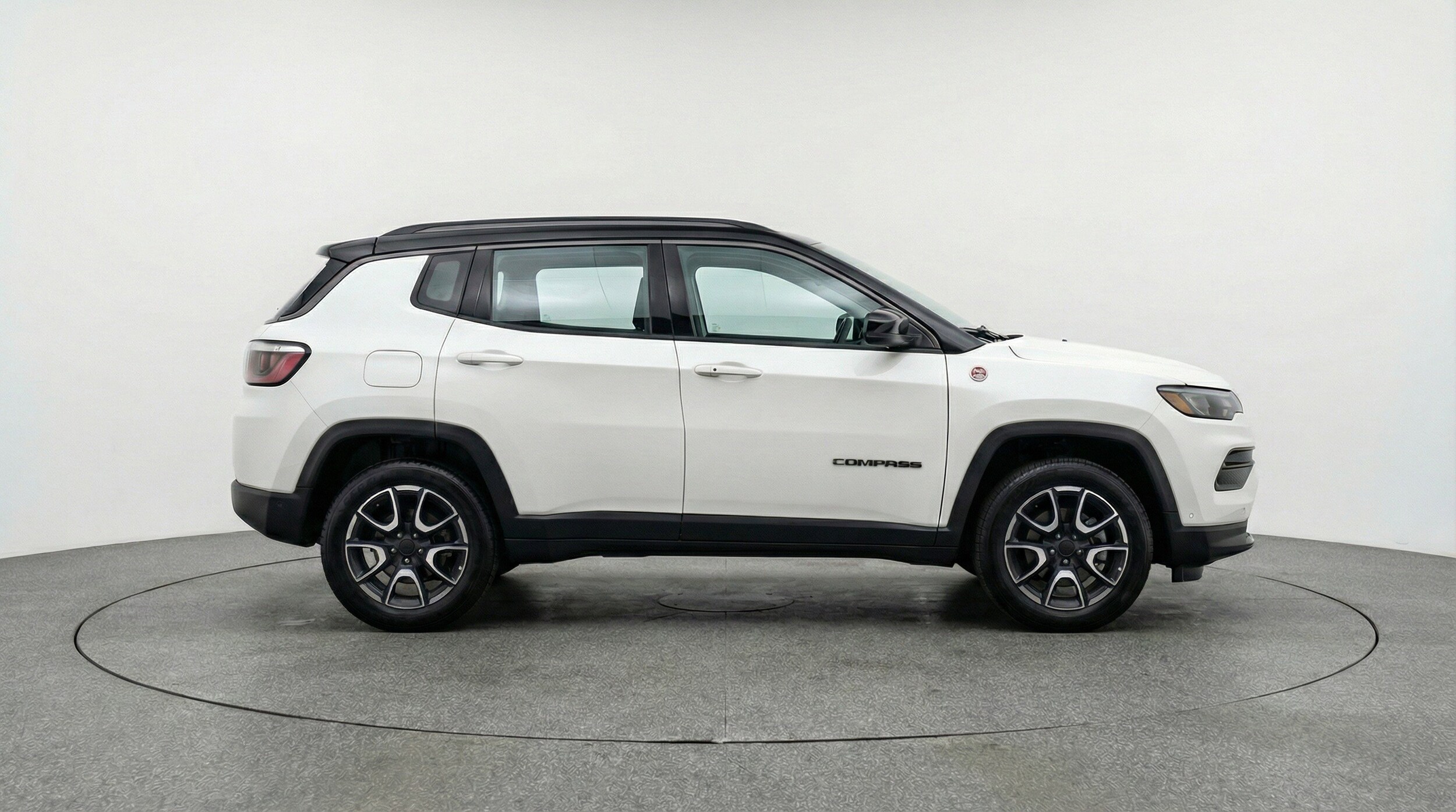 Thumbnail: 2025 Jeep Compass - 11