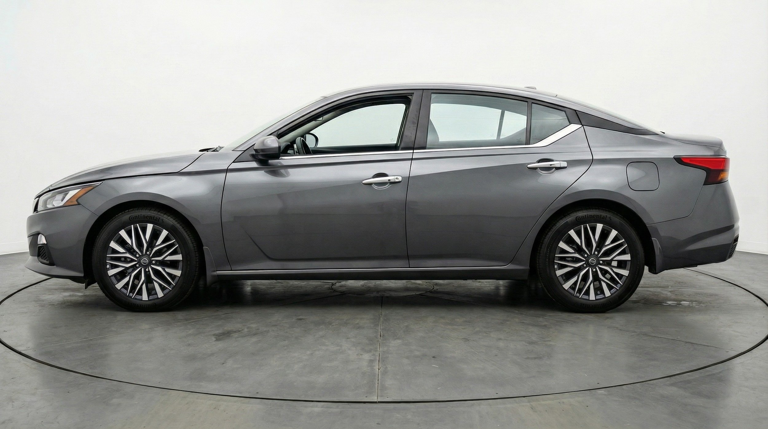 Thumbnail: 2025 Nissan Altima - 4