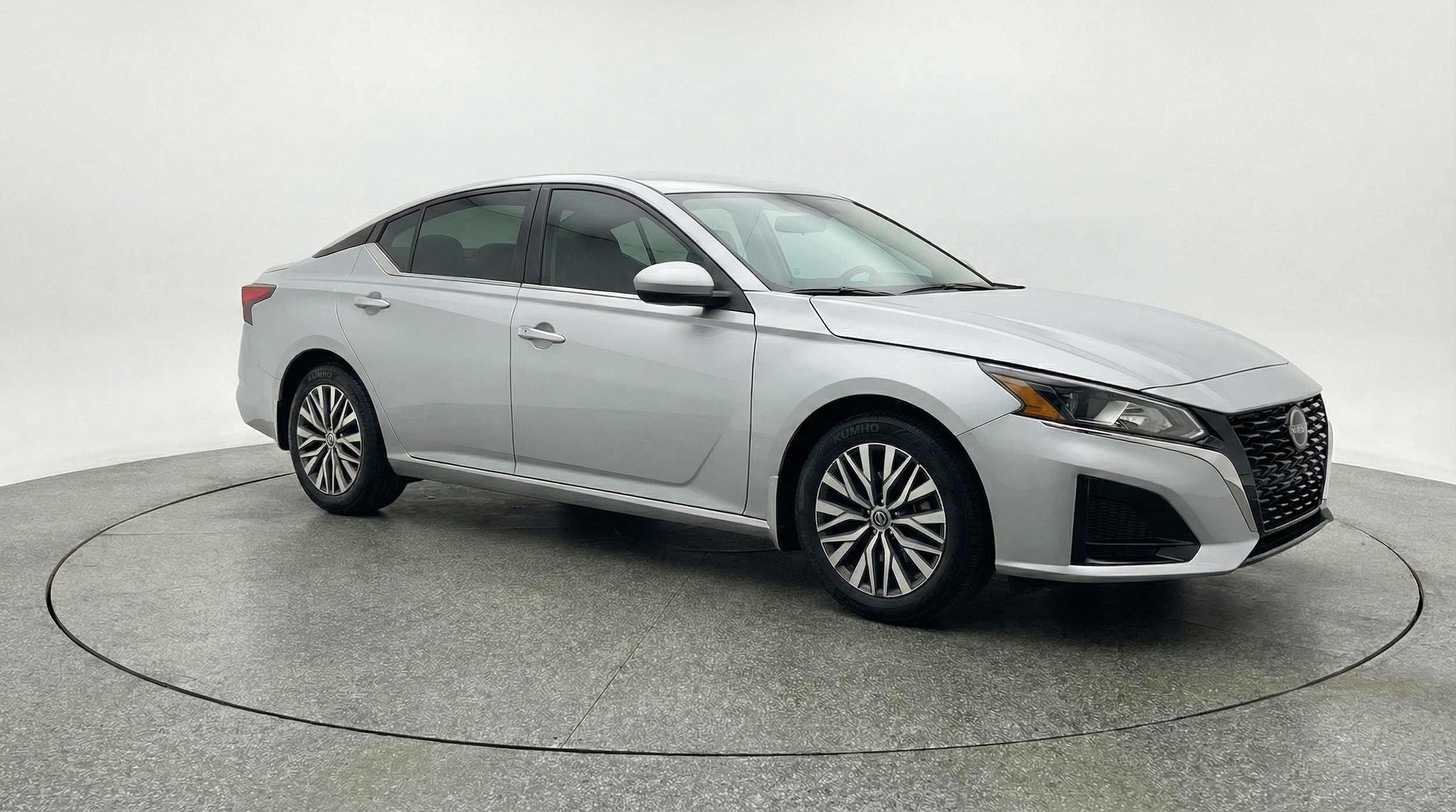 Thumbnail: 2025 Nissan Altima - 1