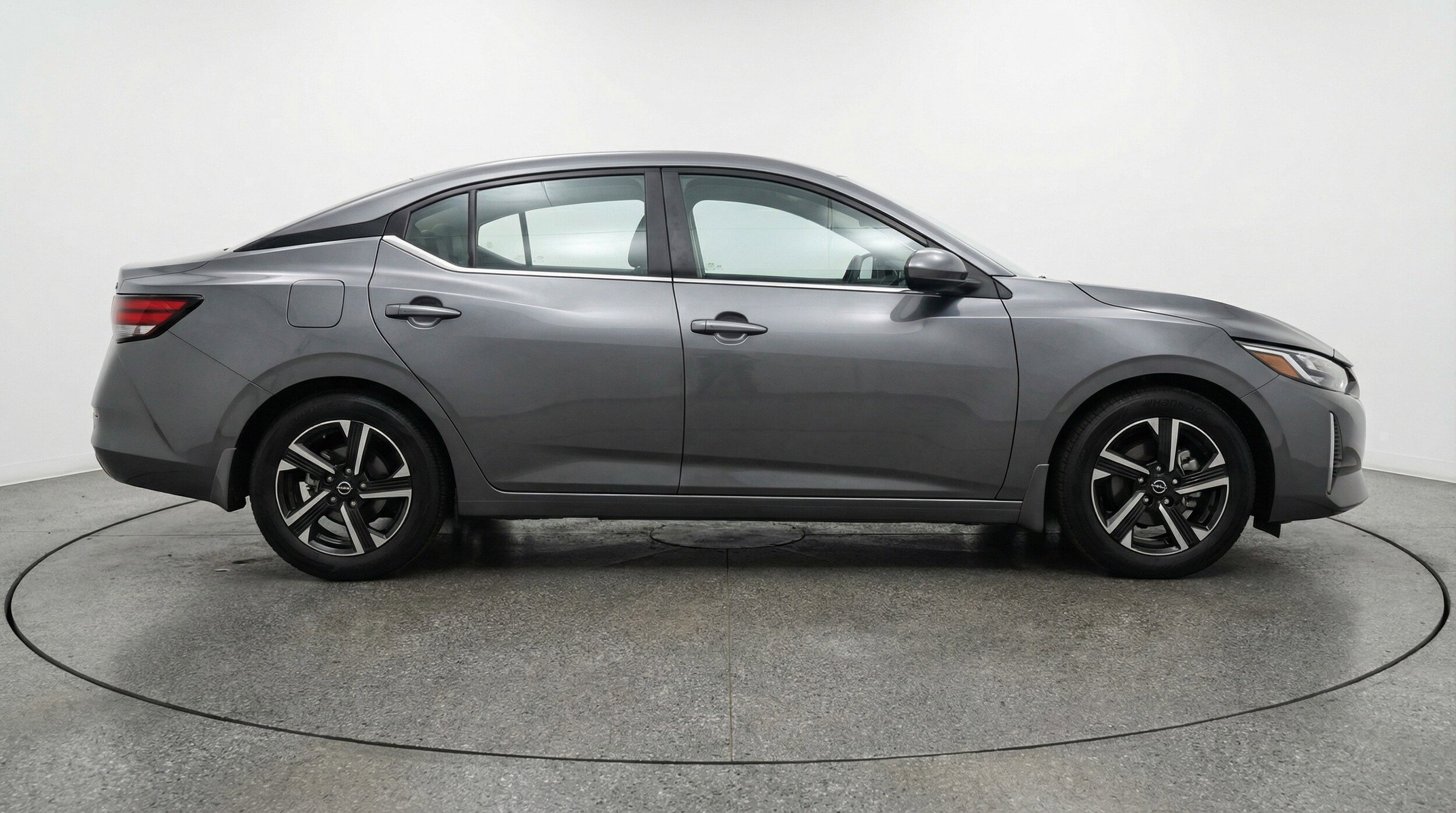 Thumbnail: 2025 Nissan Sentra - 11