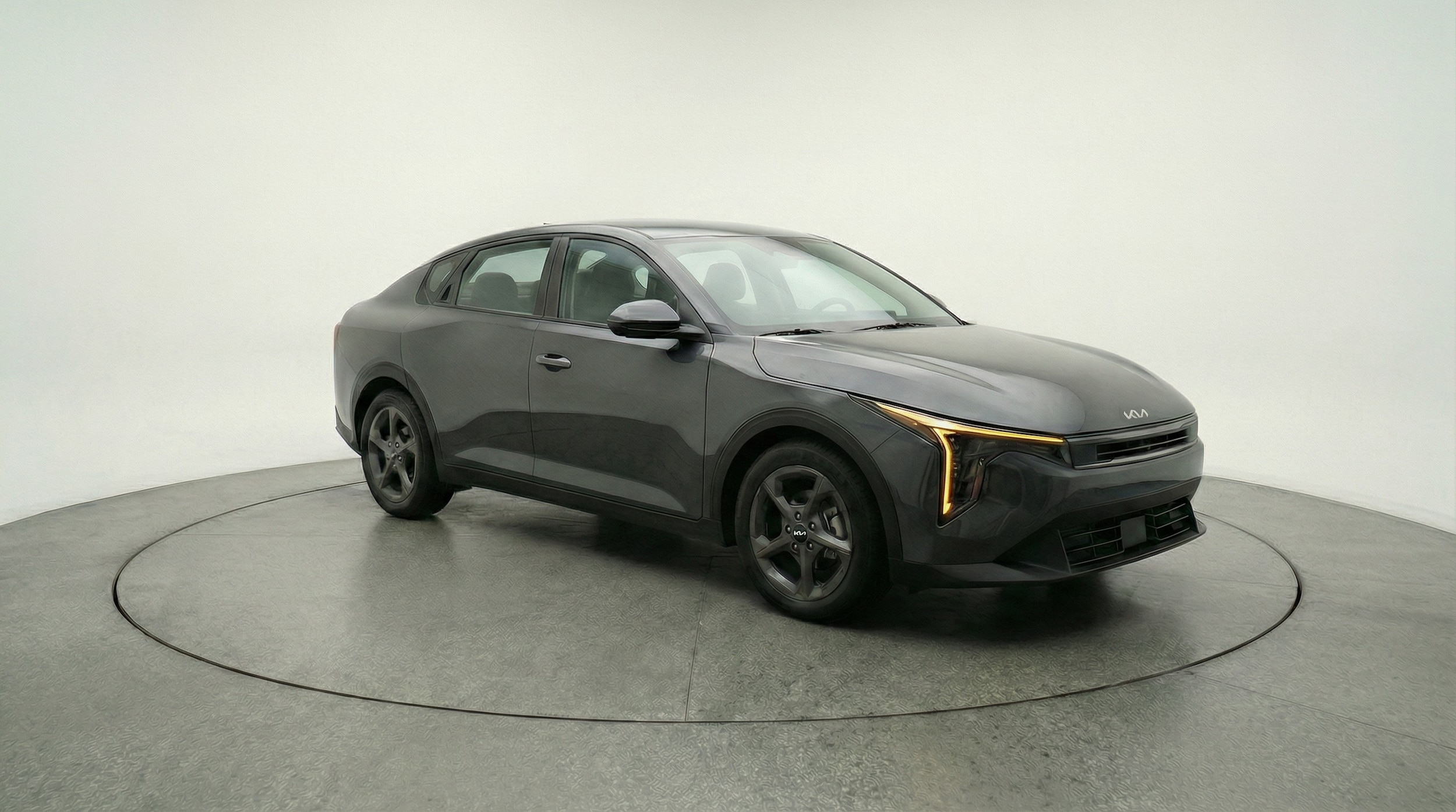 Thumbnail: 2025 Kia K4 - 1