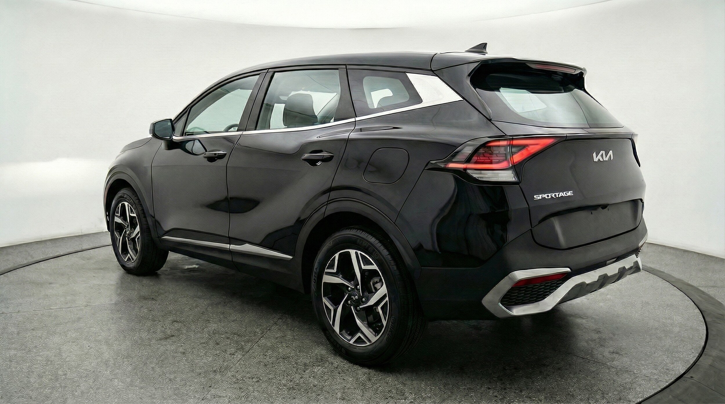 Thumbnail: 2025 Kia Sportage - 6