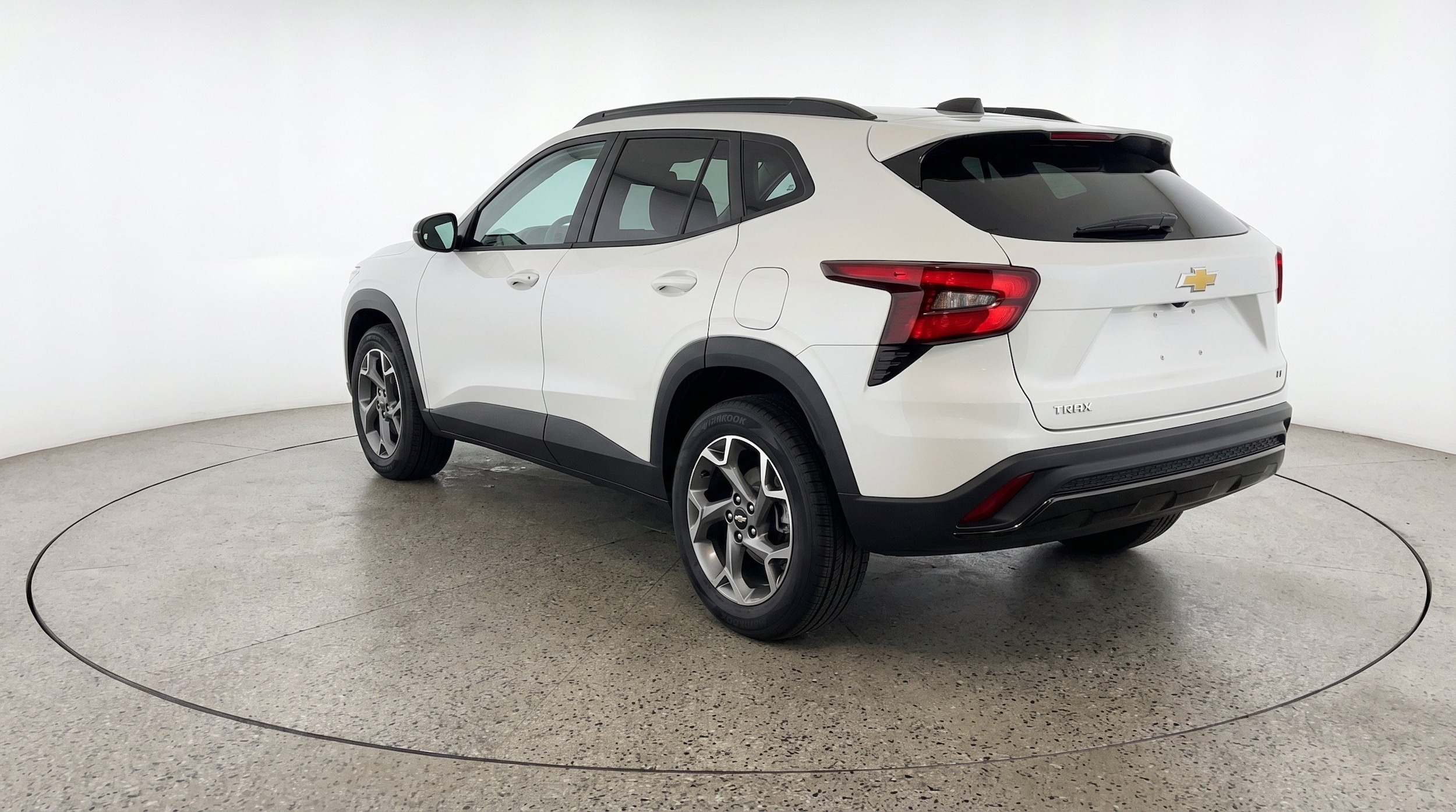Thumbnail: 2025 Chevrolet Trax - 6