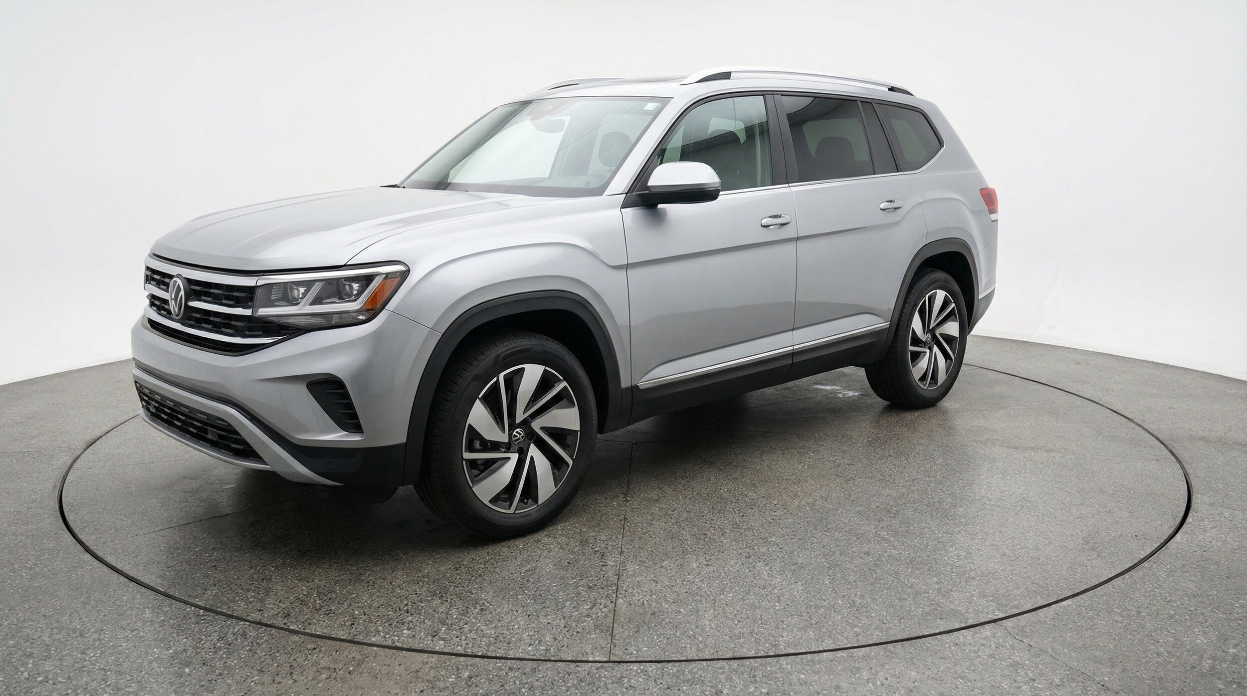 Thumbnail: 2026 Volkswagen Atlas - 3