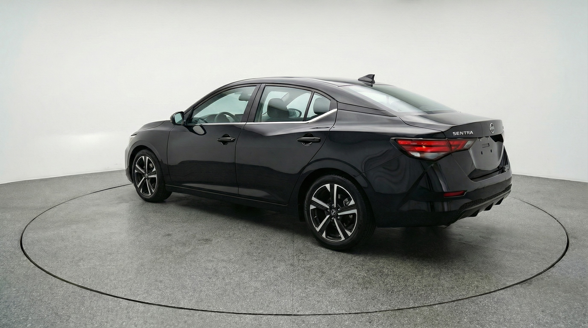 Thumbnail: 2025 Nissan Sentra - 5