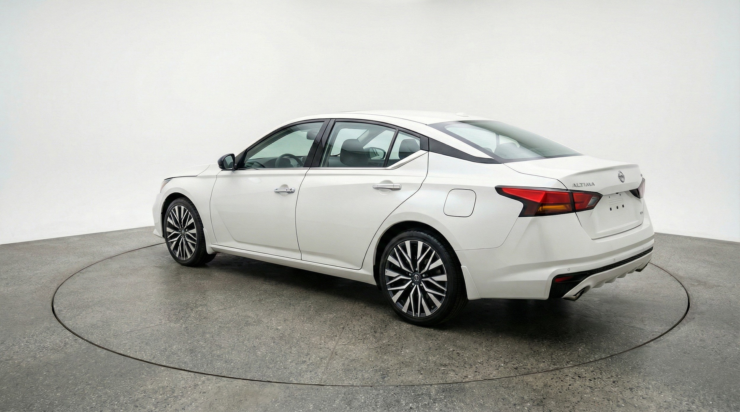 Thumbnail: 2025 Nissan Altima - 6