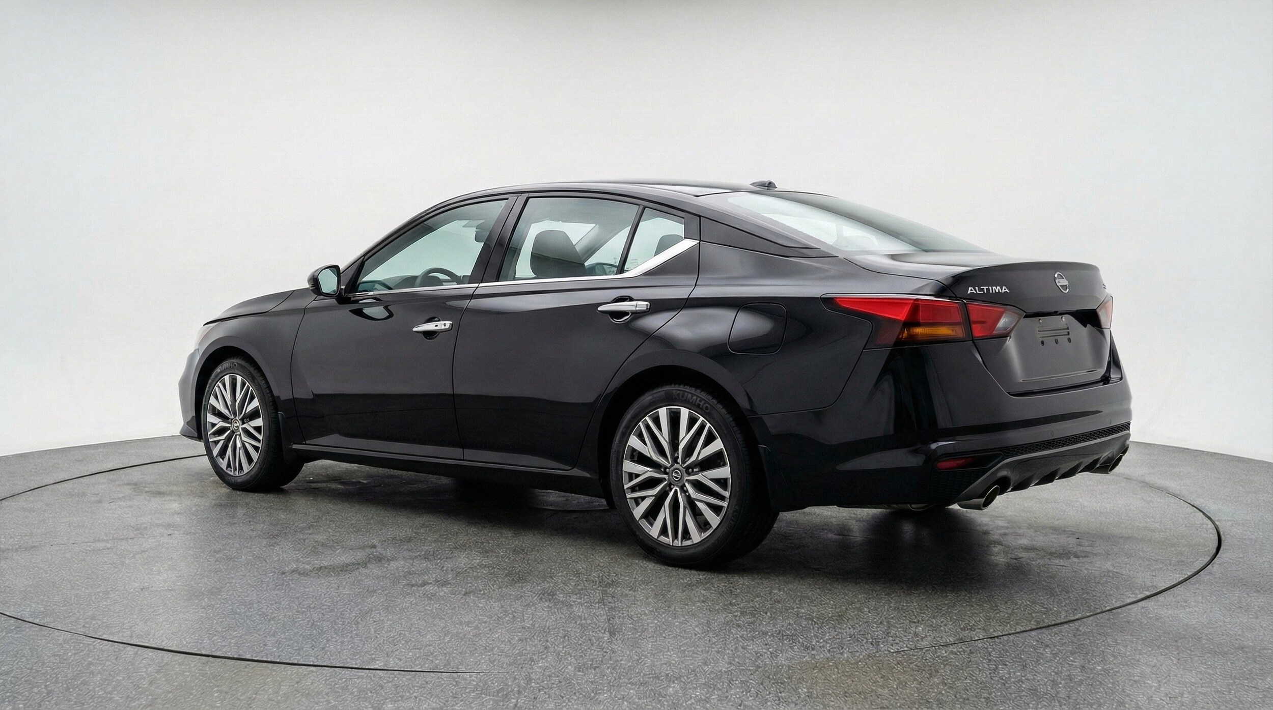 Thumbnail: 2025 Nissan Altima - 6