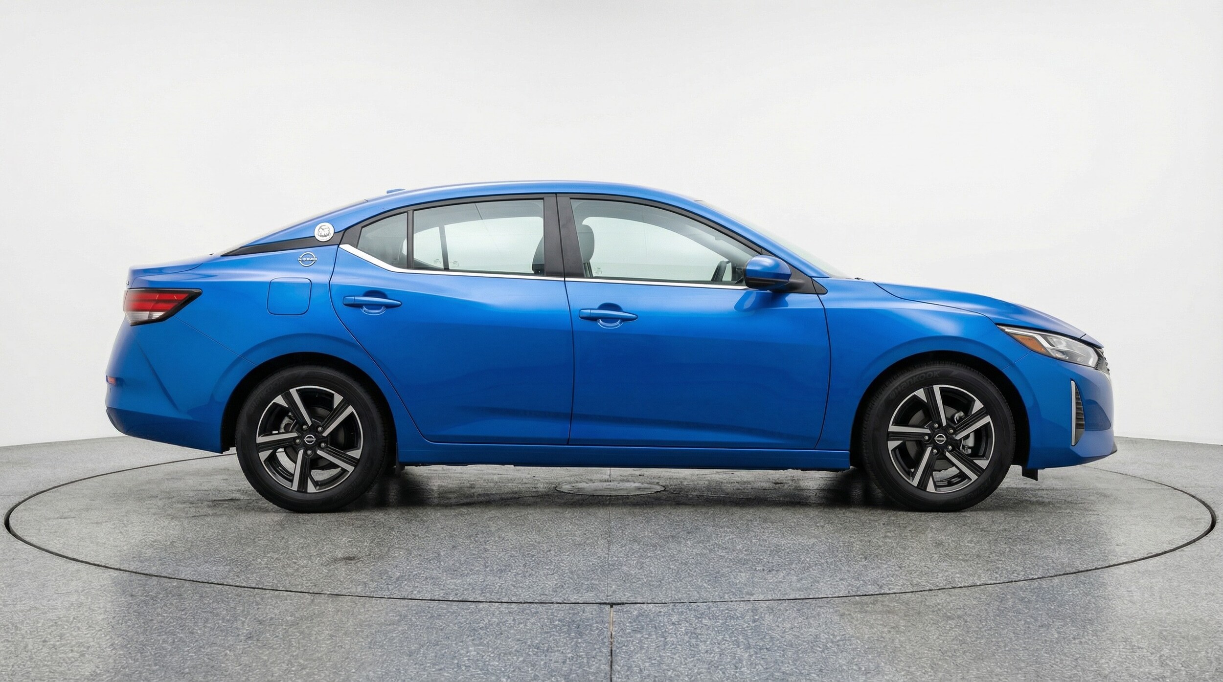 Thumbnail: 2025 Nissan Sentra - 8