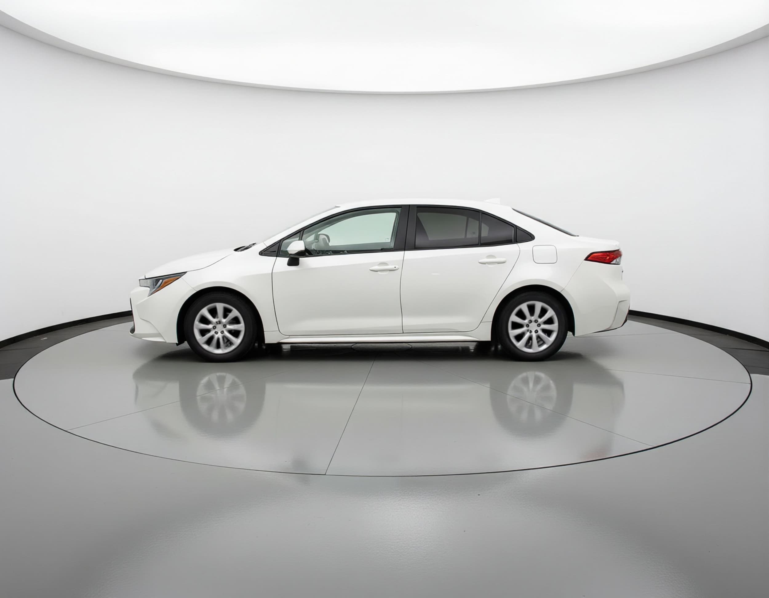 Thumbnail: 2025 Toyota Corolla - 4