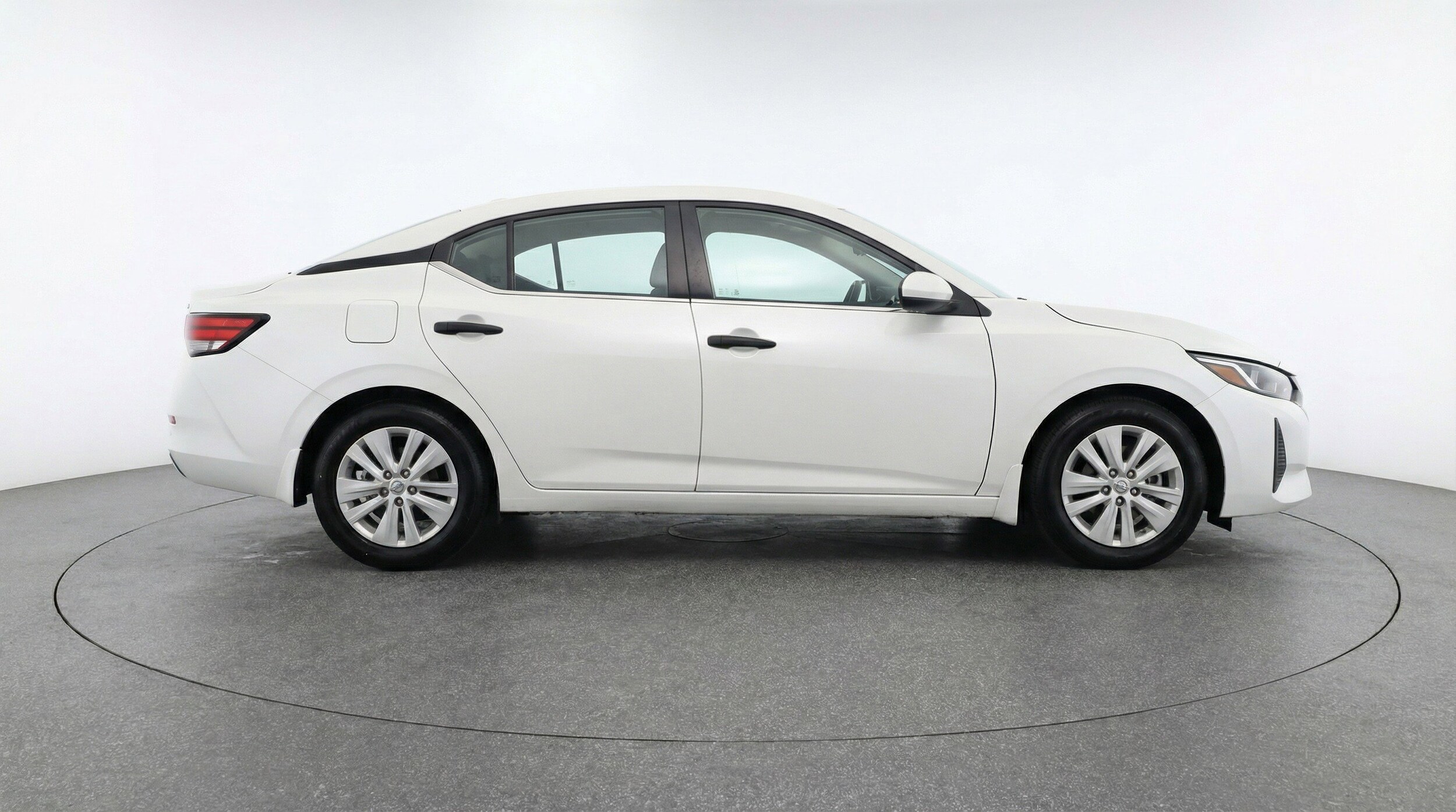 Thumbnail: 2025 Nissan Sentra - 11