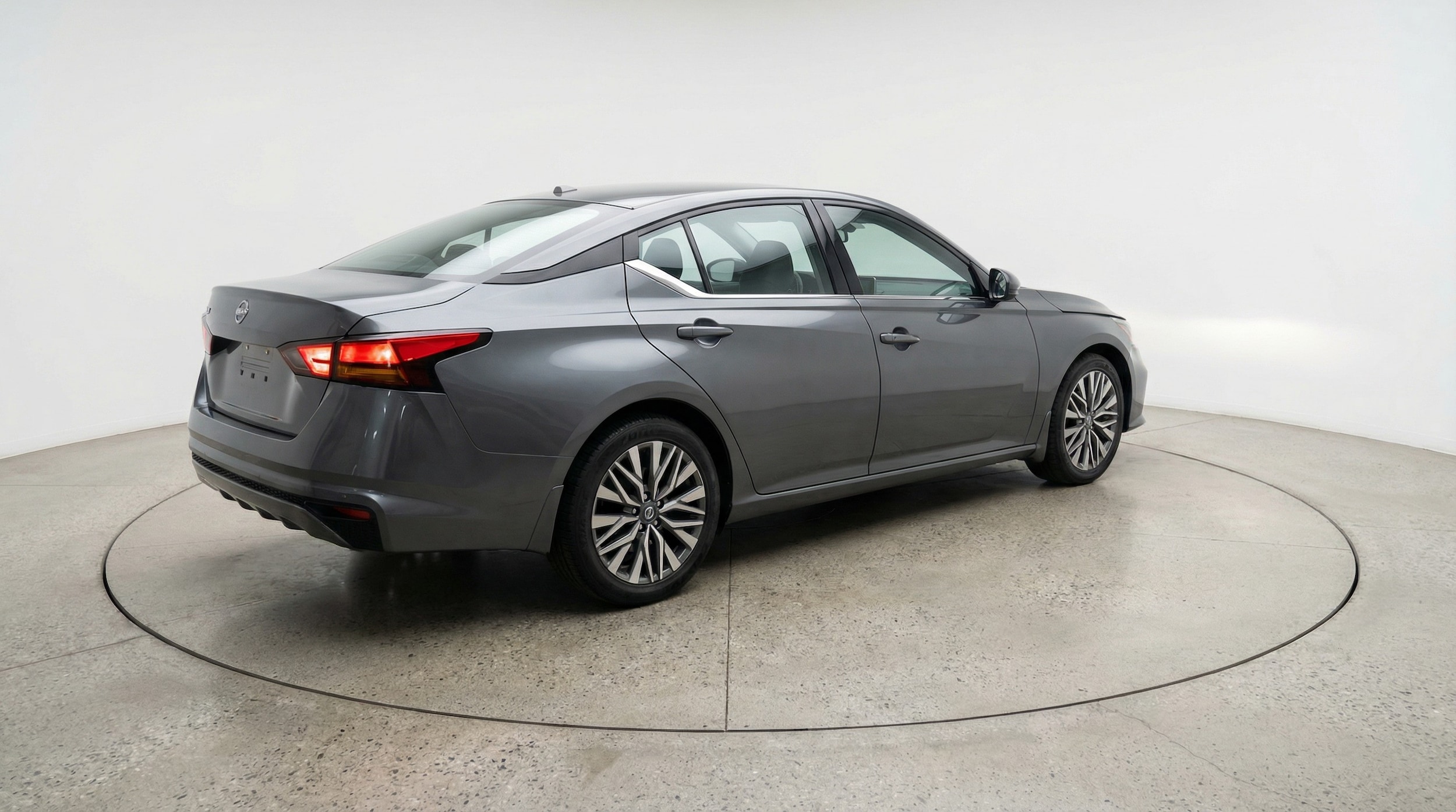 Thumbnail: 2025 Nissan Altima - 7