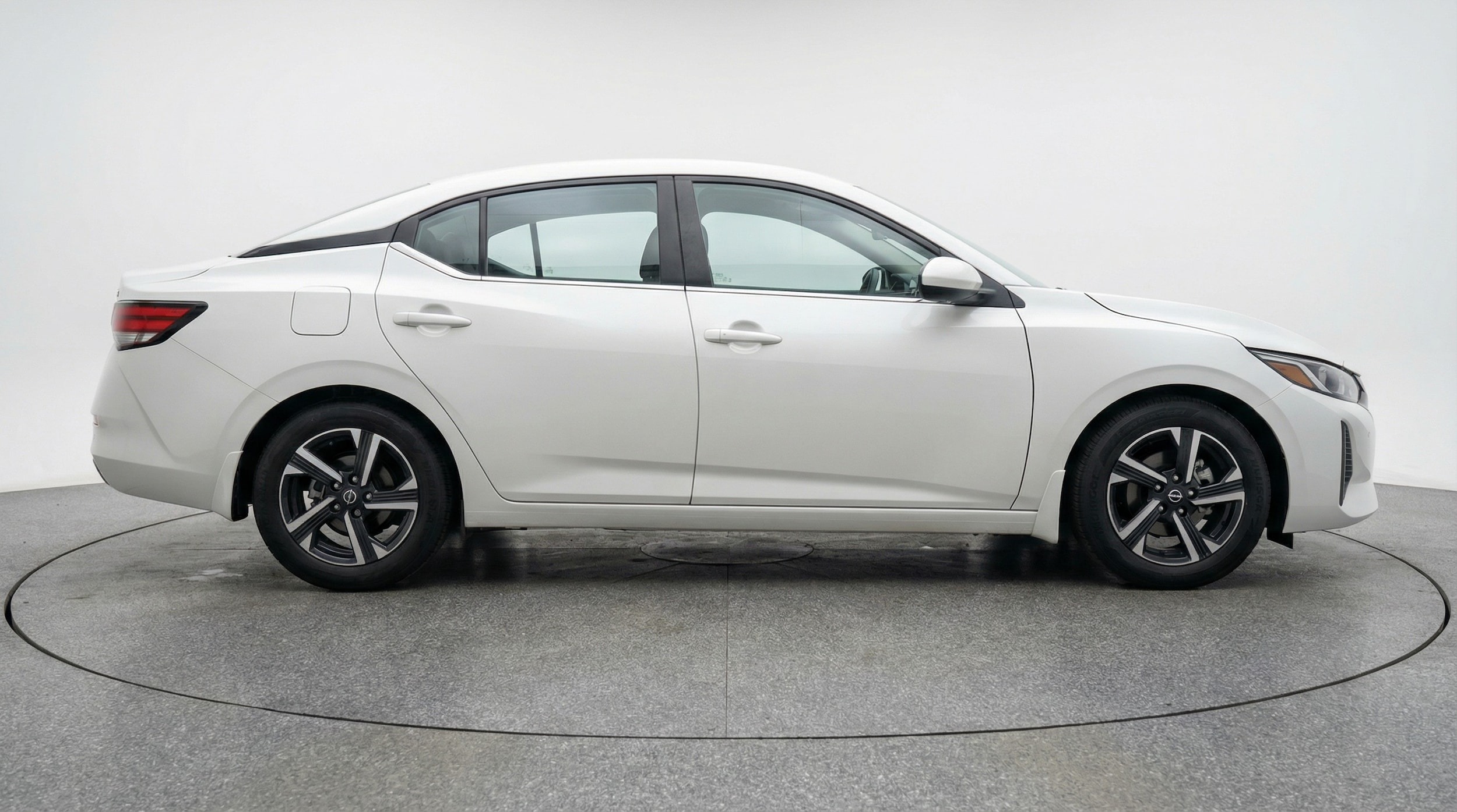 Thumbnail: 2025 Nissan Sentra - 8