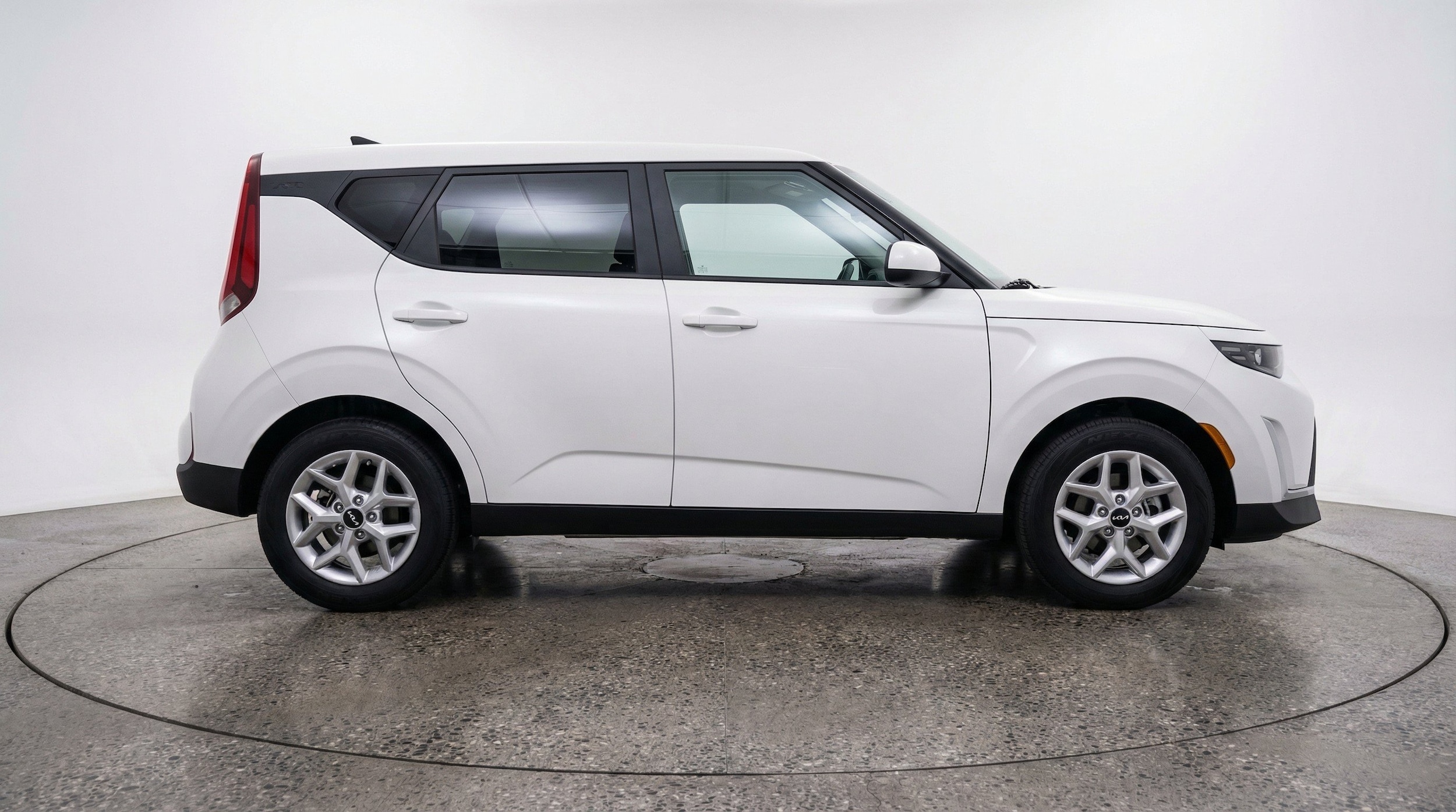 Thumbnail: 2025 Kia Soul - 11