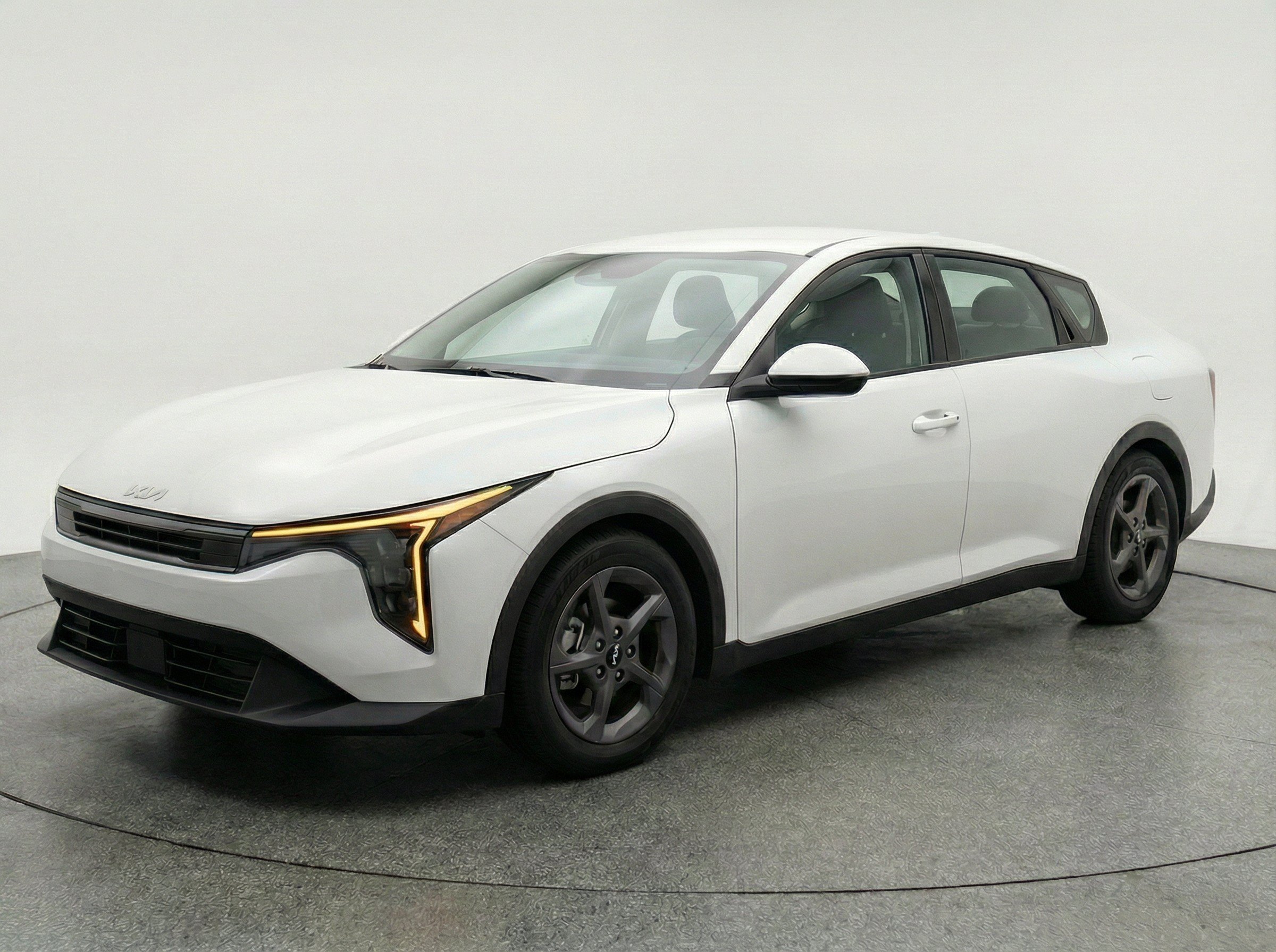 Thumbnail: 2025 Kia K4 - 3