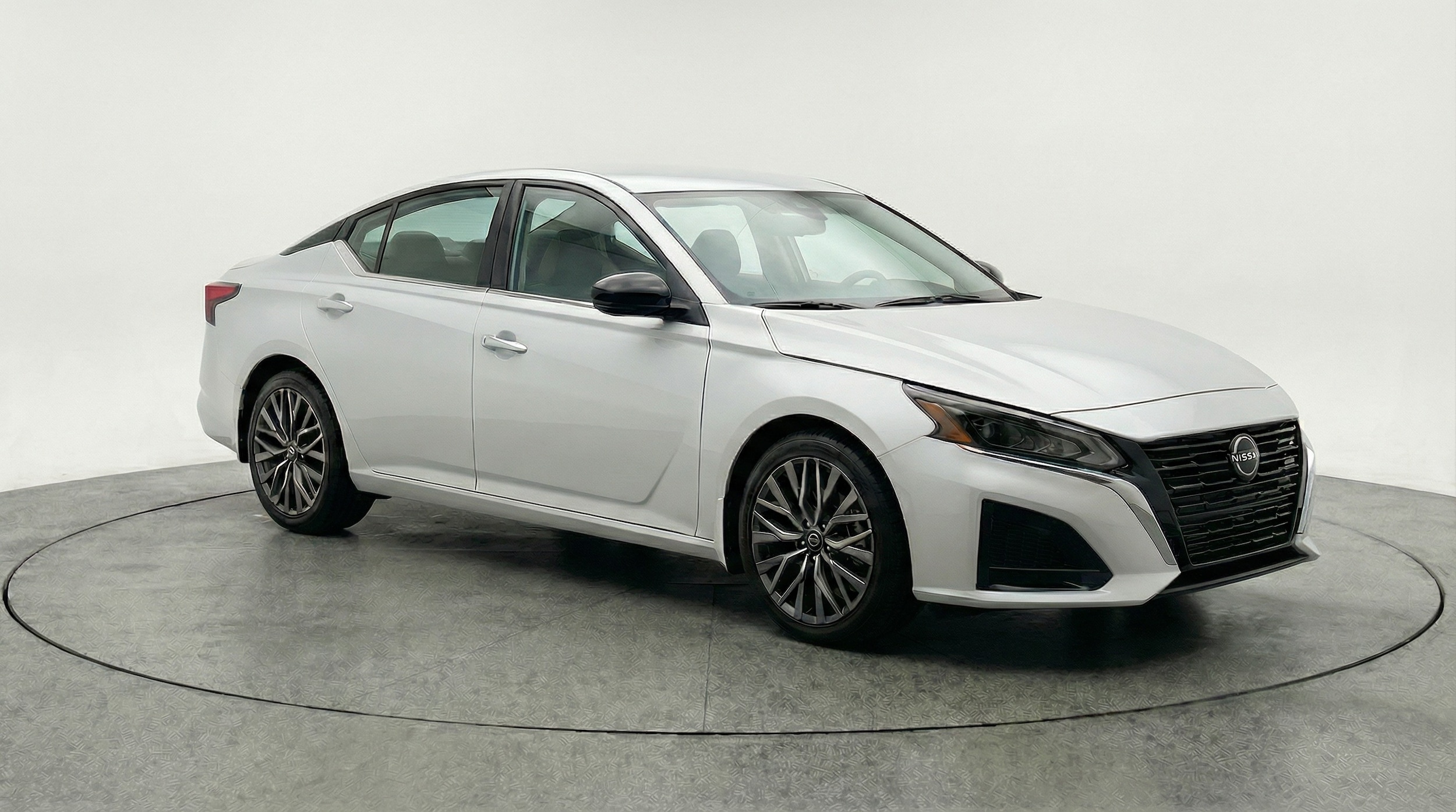 Thumbnail: 2025 Nissan Altima - 1