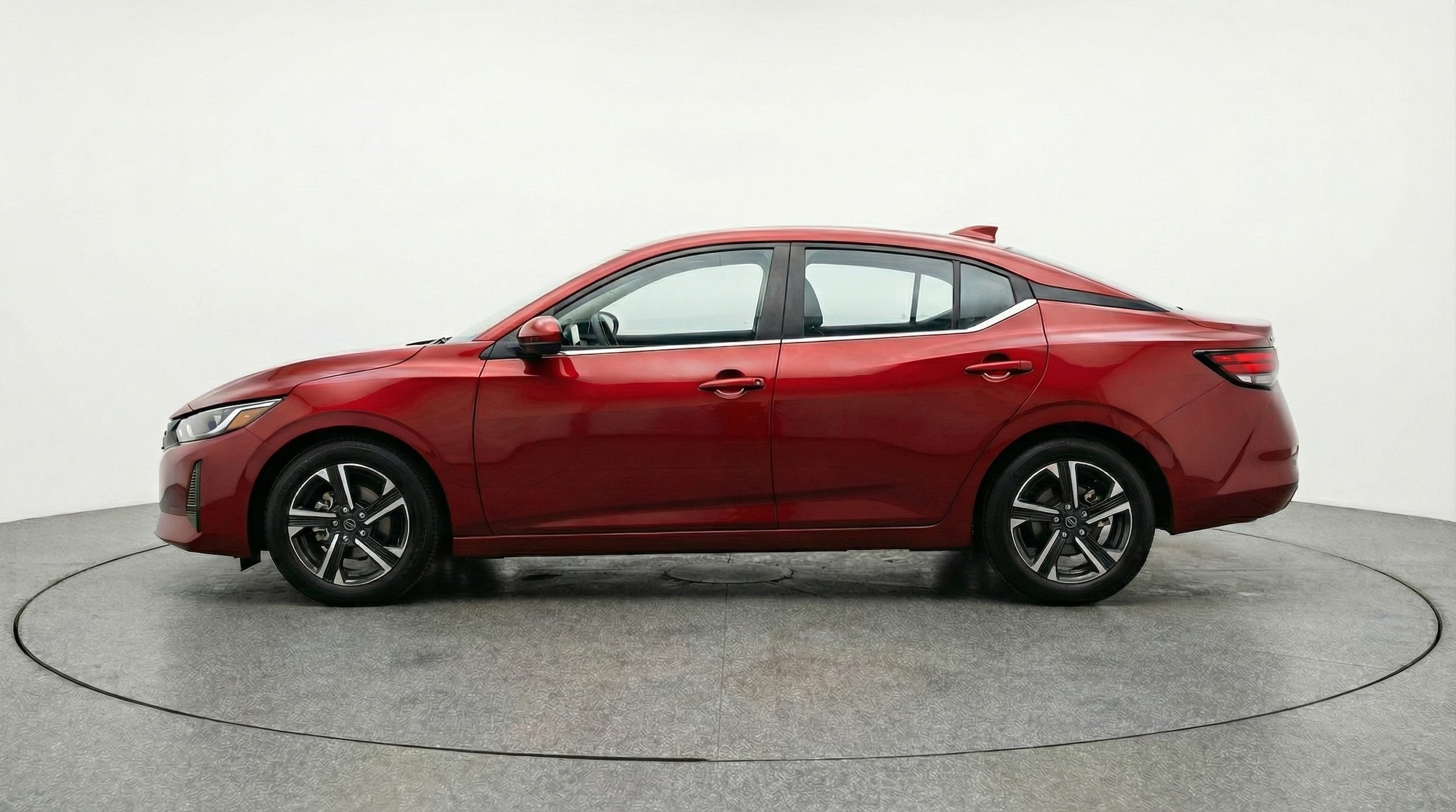 Thumbnail: 2025 Nissan Sentra - 4