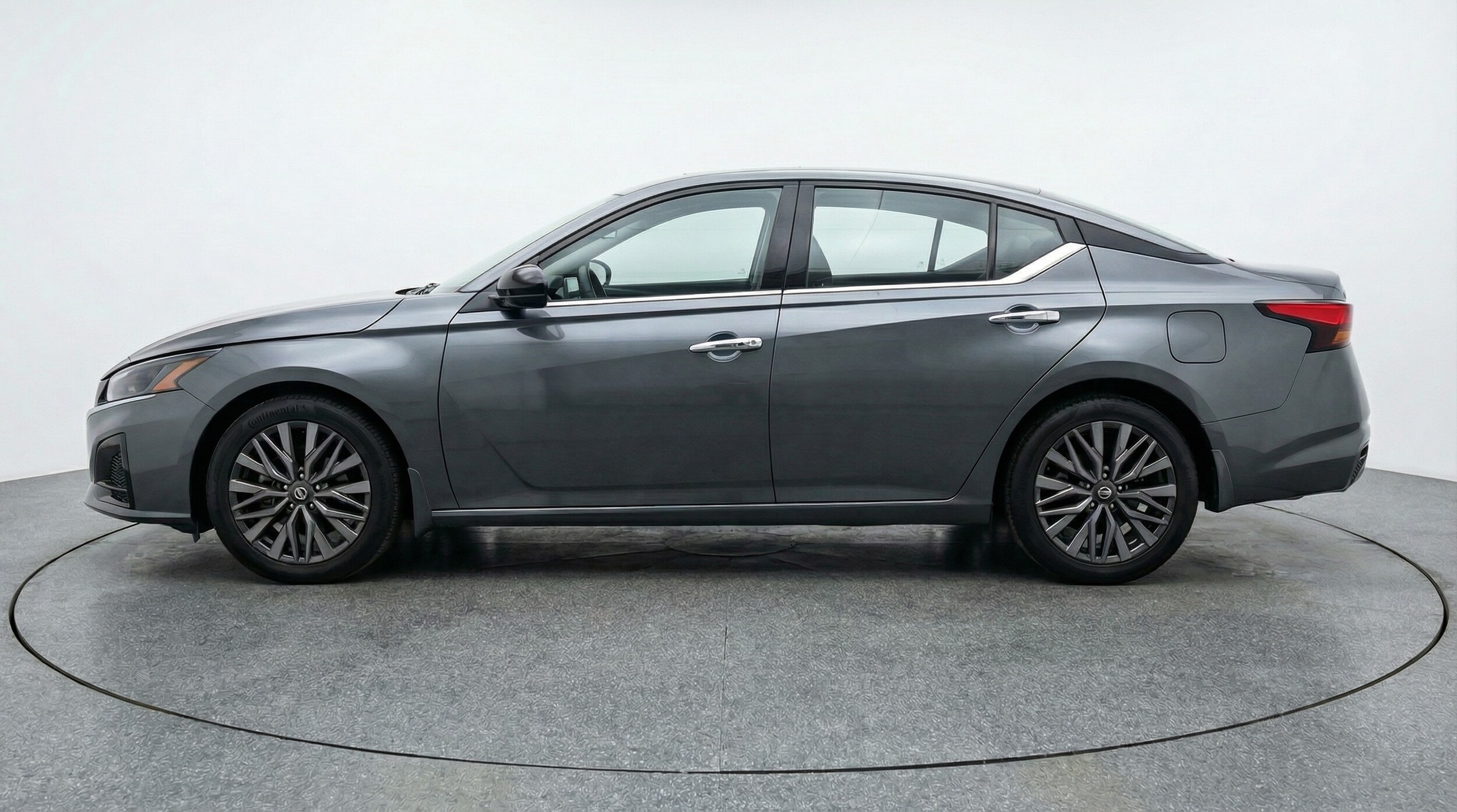 Thumbnail: 2025 Nissan Altima - 4