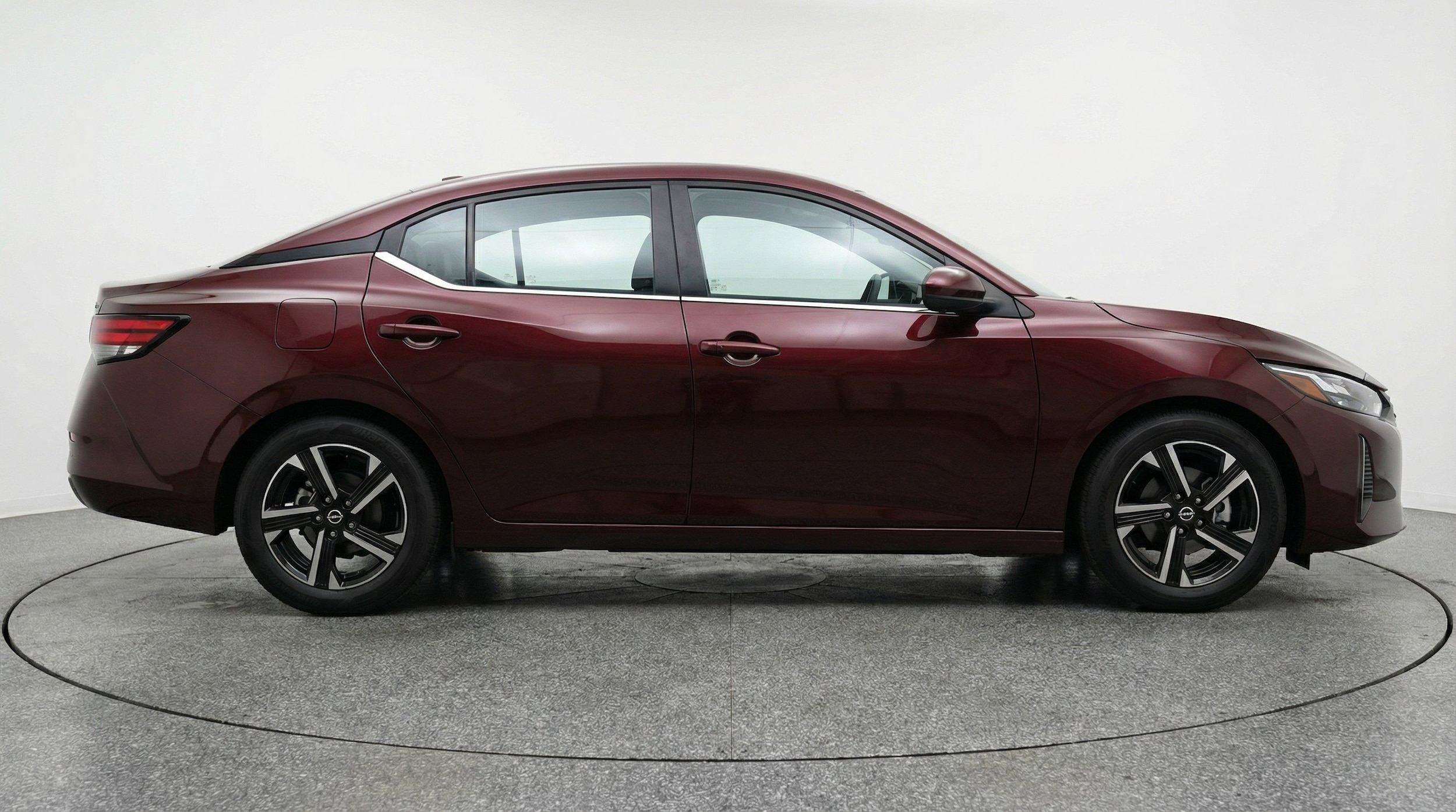 Thumbnail: 2025 Nissan Sentra - 11