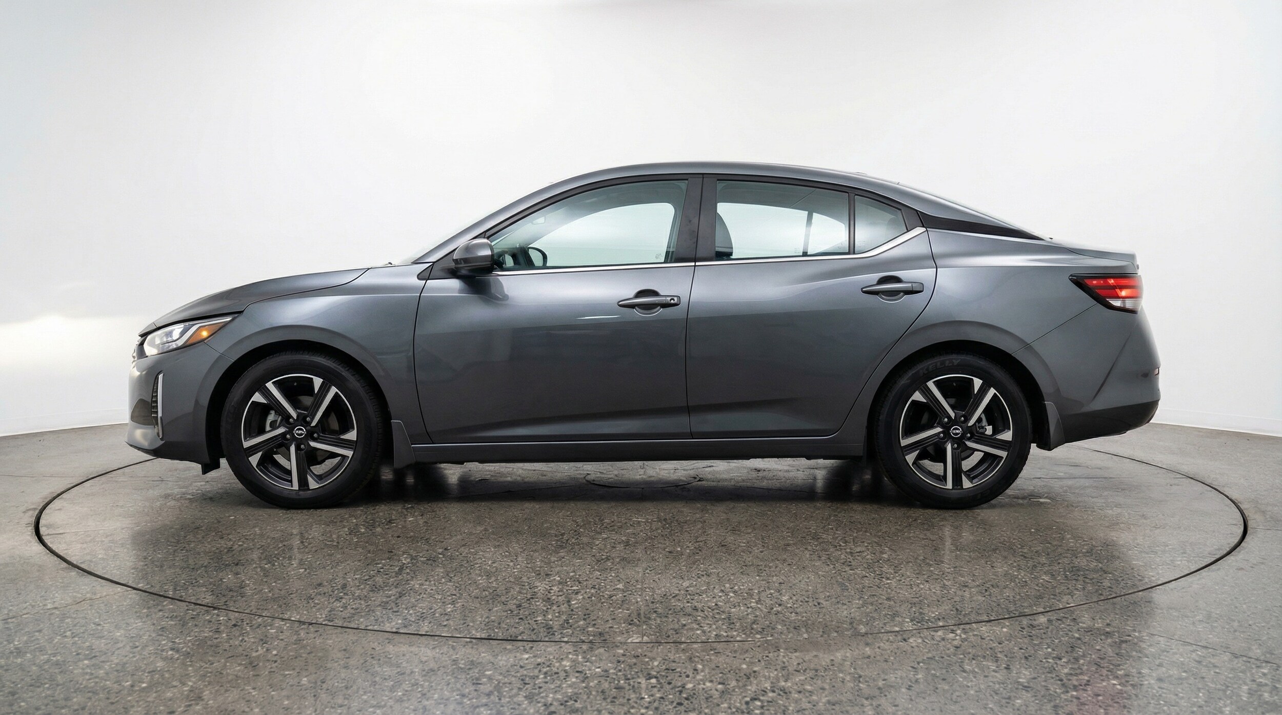 Thumbnail: 2025 Nissan Sentra - 4