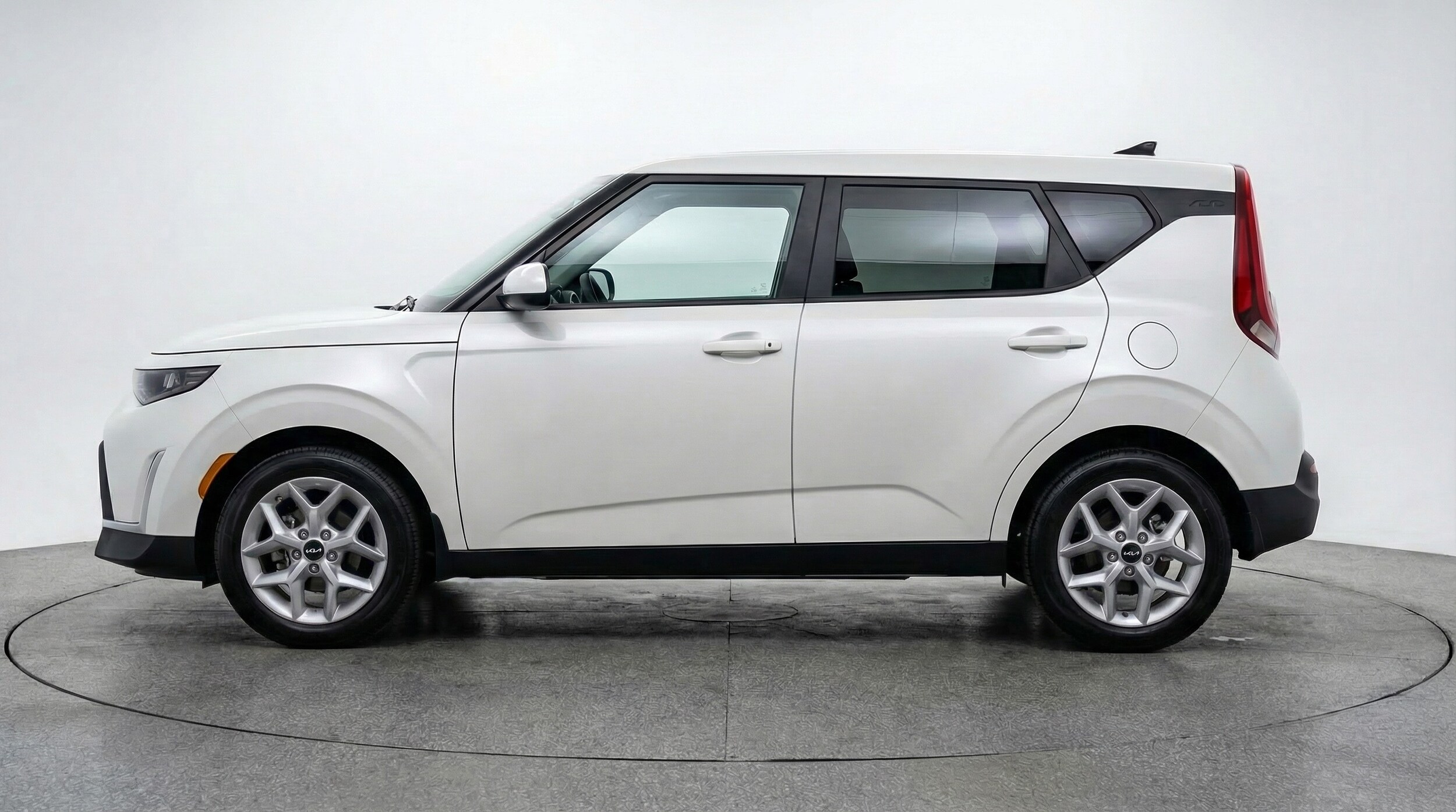Thumbnail: 2025 Kia Soul - 4