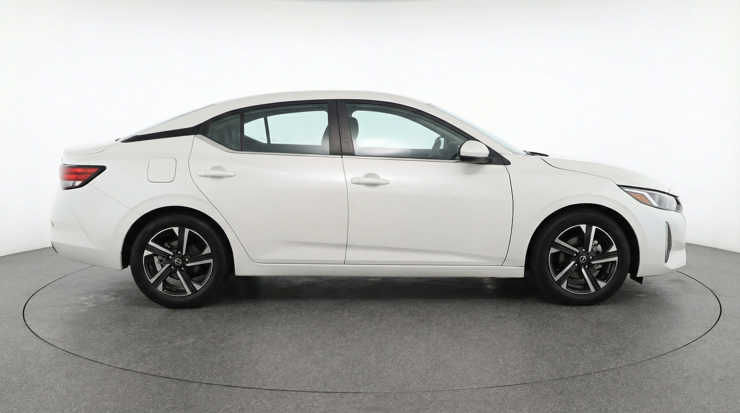 Thumbnail: 2025 Nissan Sentra - 11