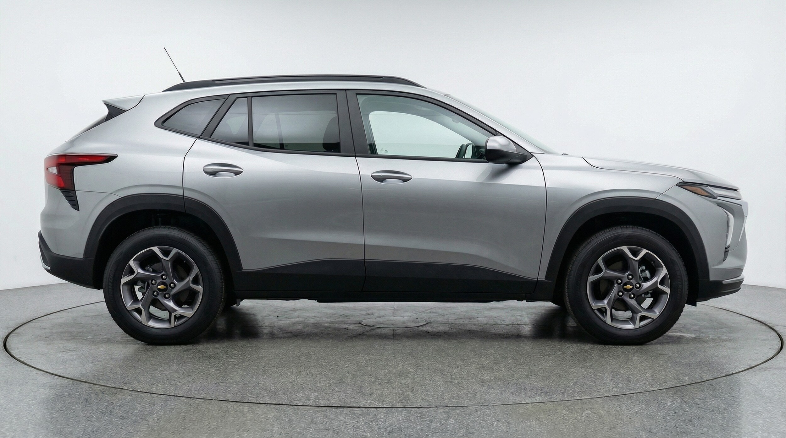 Thumbnail: 2025 Chevrolet Trax - 8