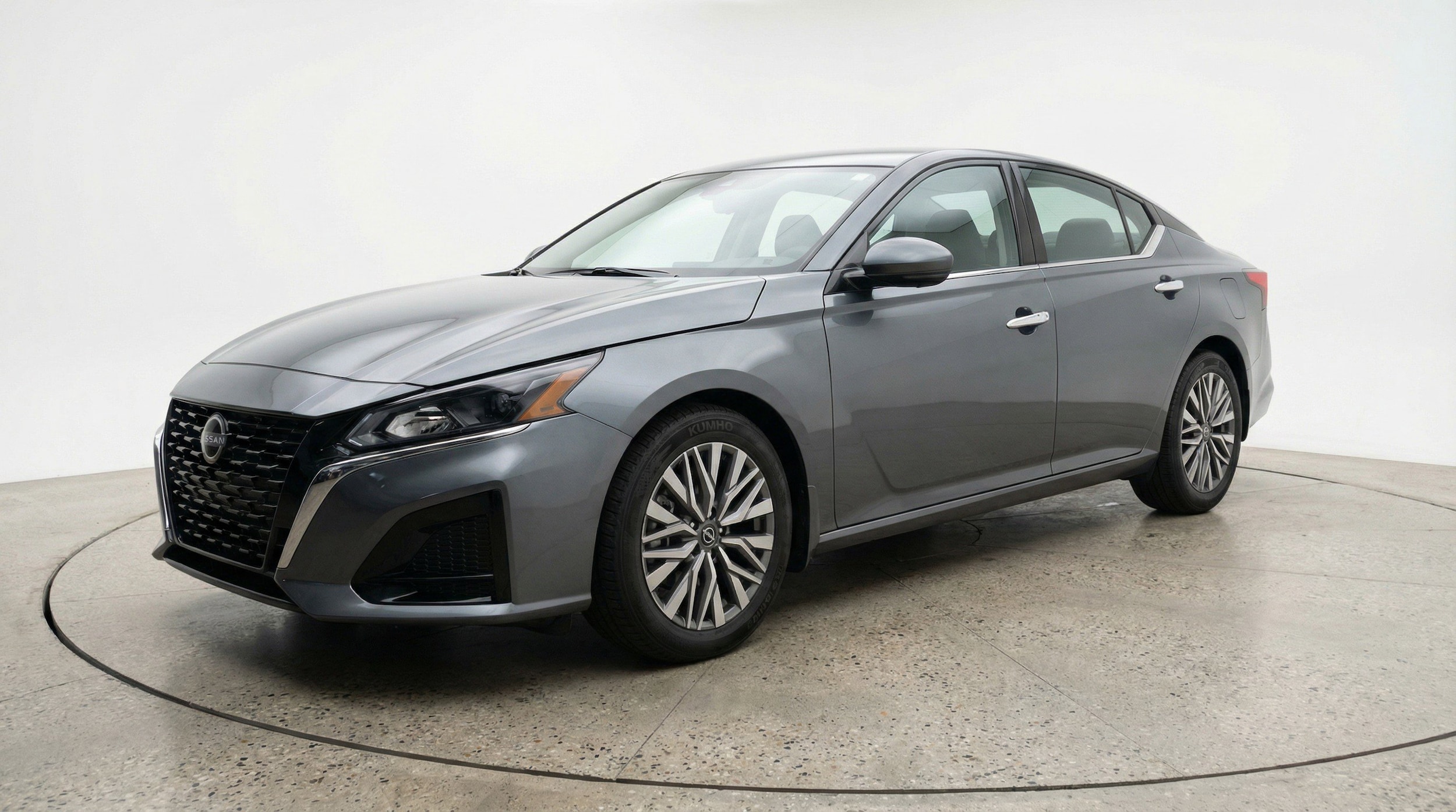 Thumbnail: 2025 Nissan Altima - 3