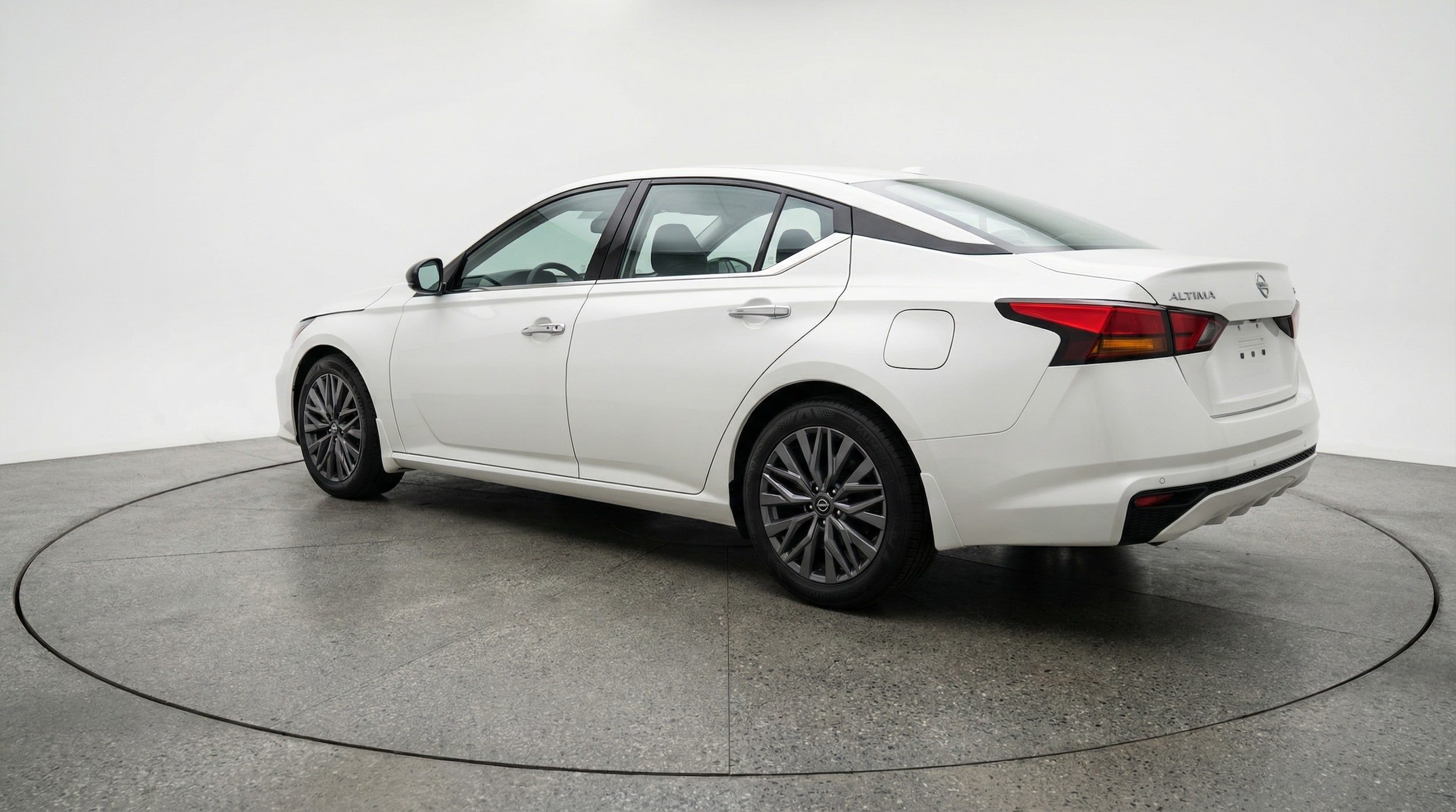 Thumbnail: 2025 Nissan Altima - 5