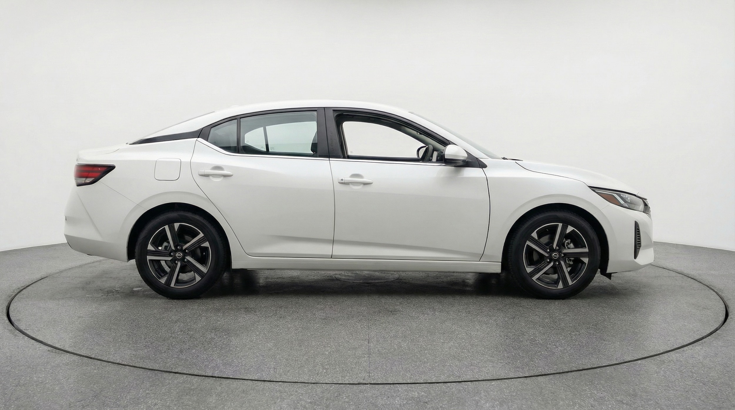 Thumbnail: 2025 Nissan Sentra - 8